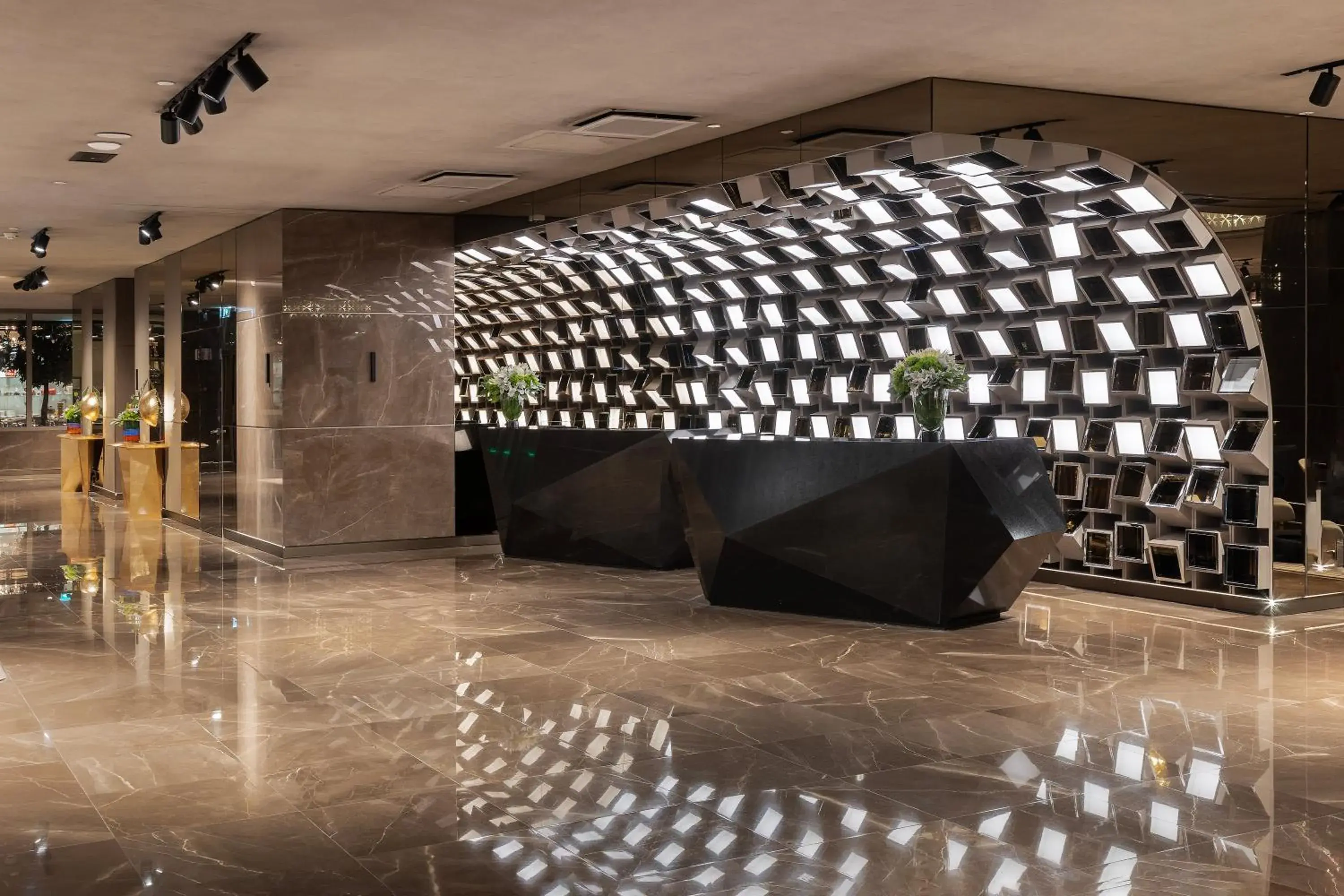 Lobby or reception in EPIC SANA Marquês Hotel Lobby or reception in EPIC SANA Marquês Hotel