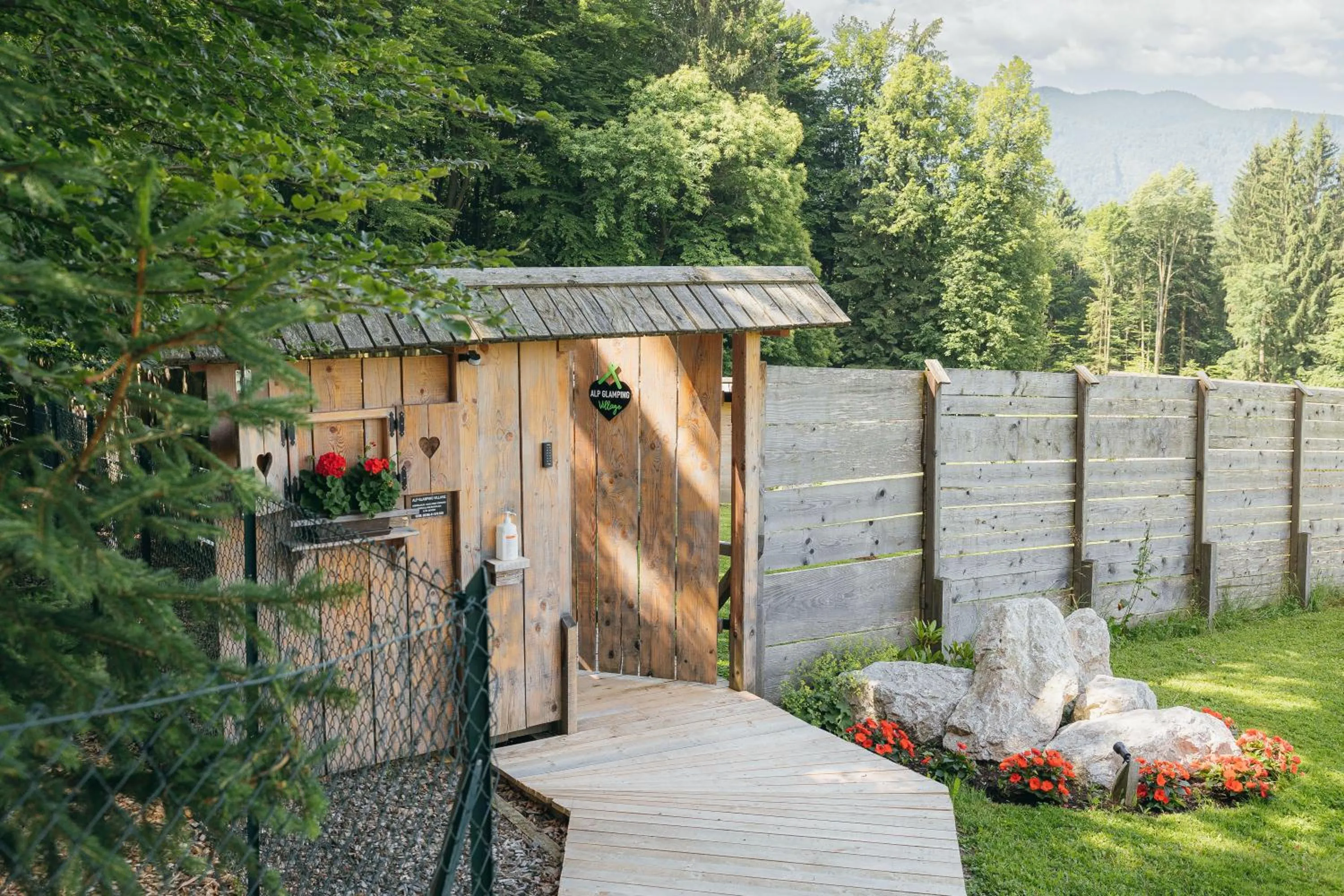 Alp Glamping Village