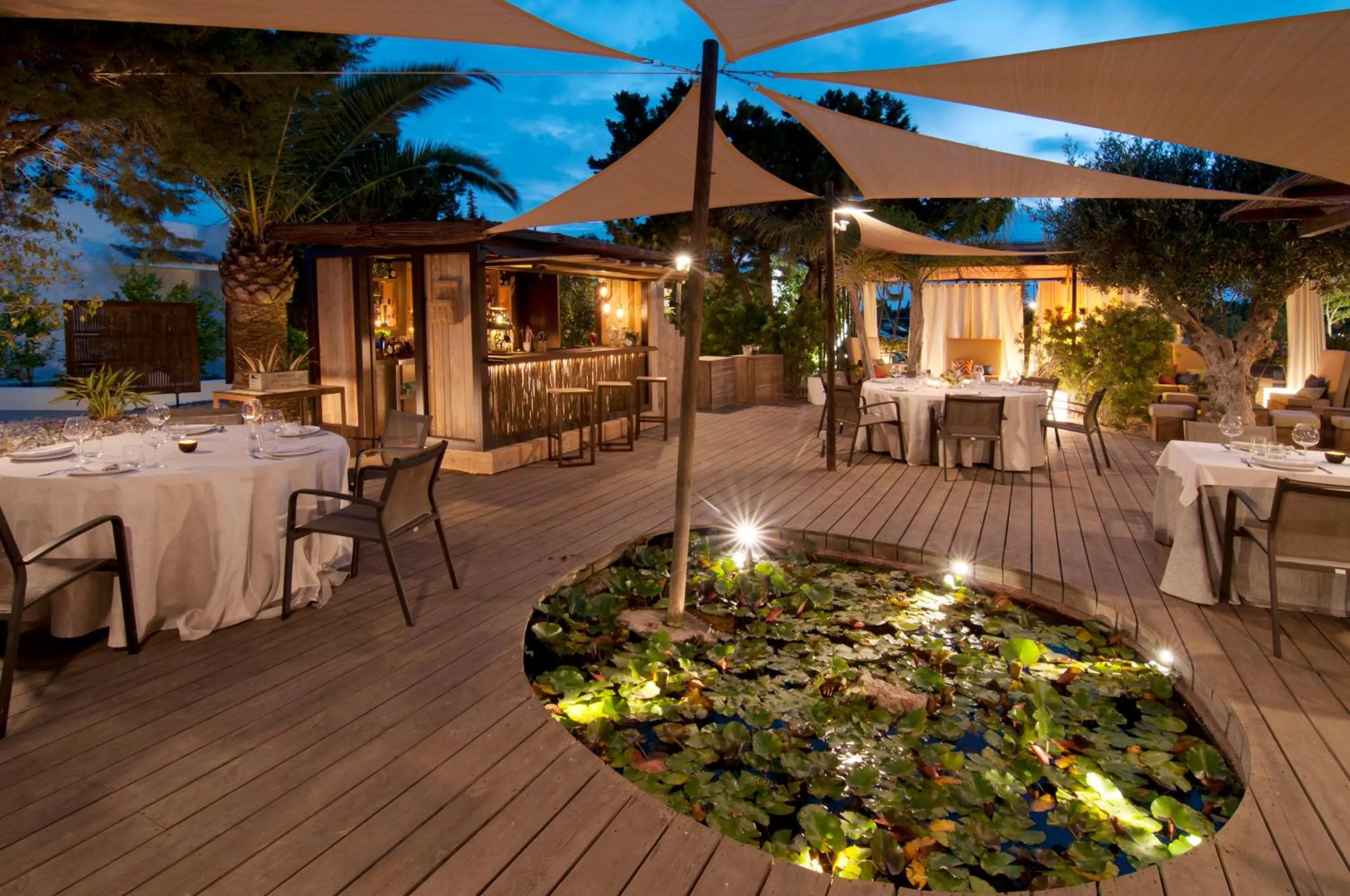 Restaurant/places to eat in Paraíso de los Pinos