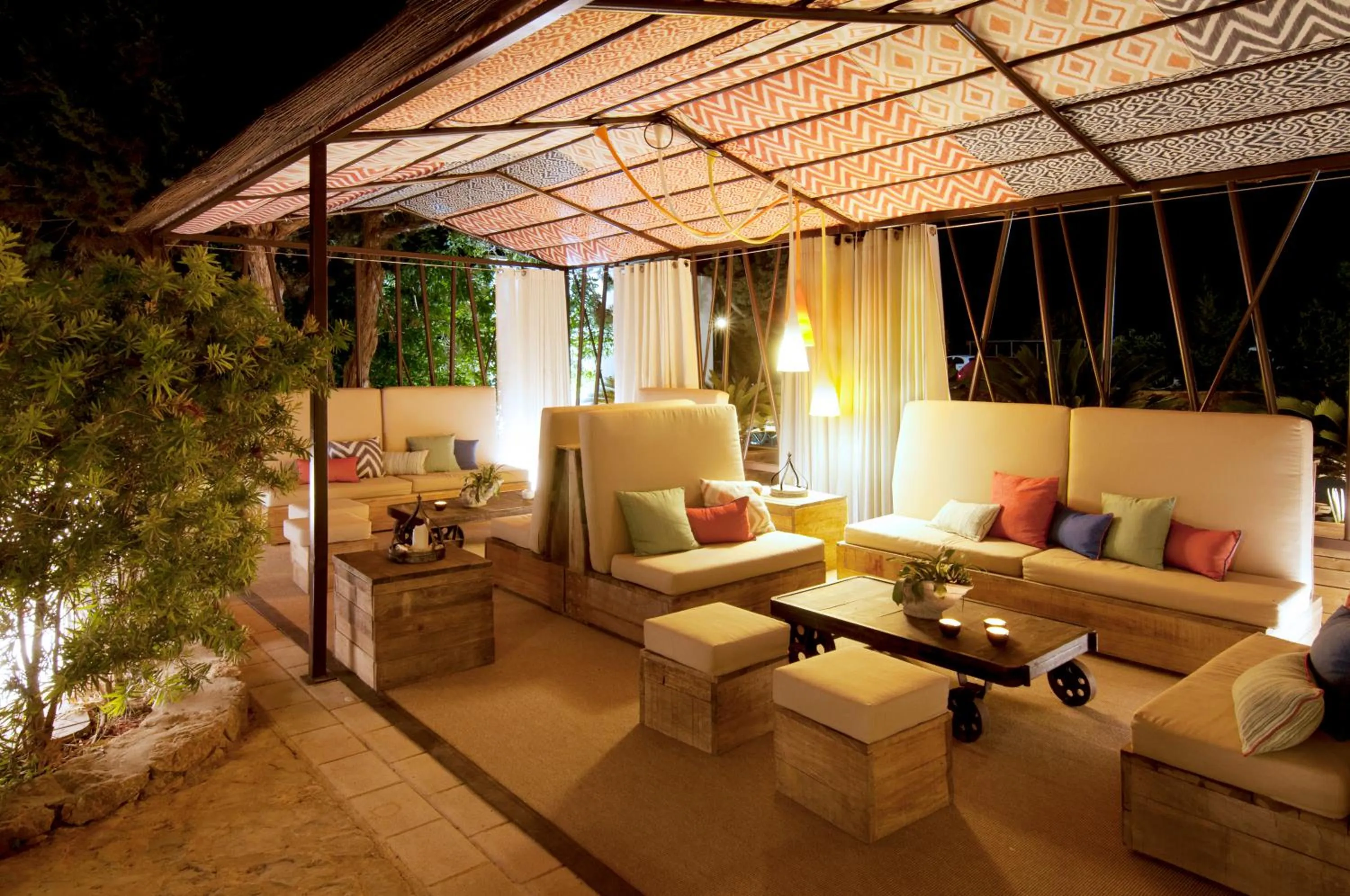 Restaurant/places to eat in Paraíso de los Pinos