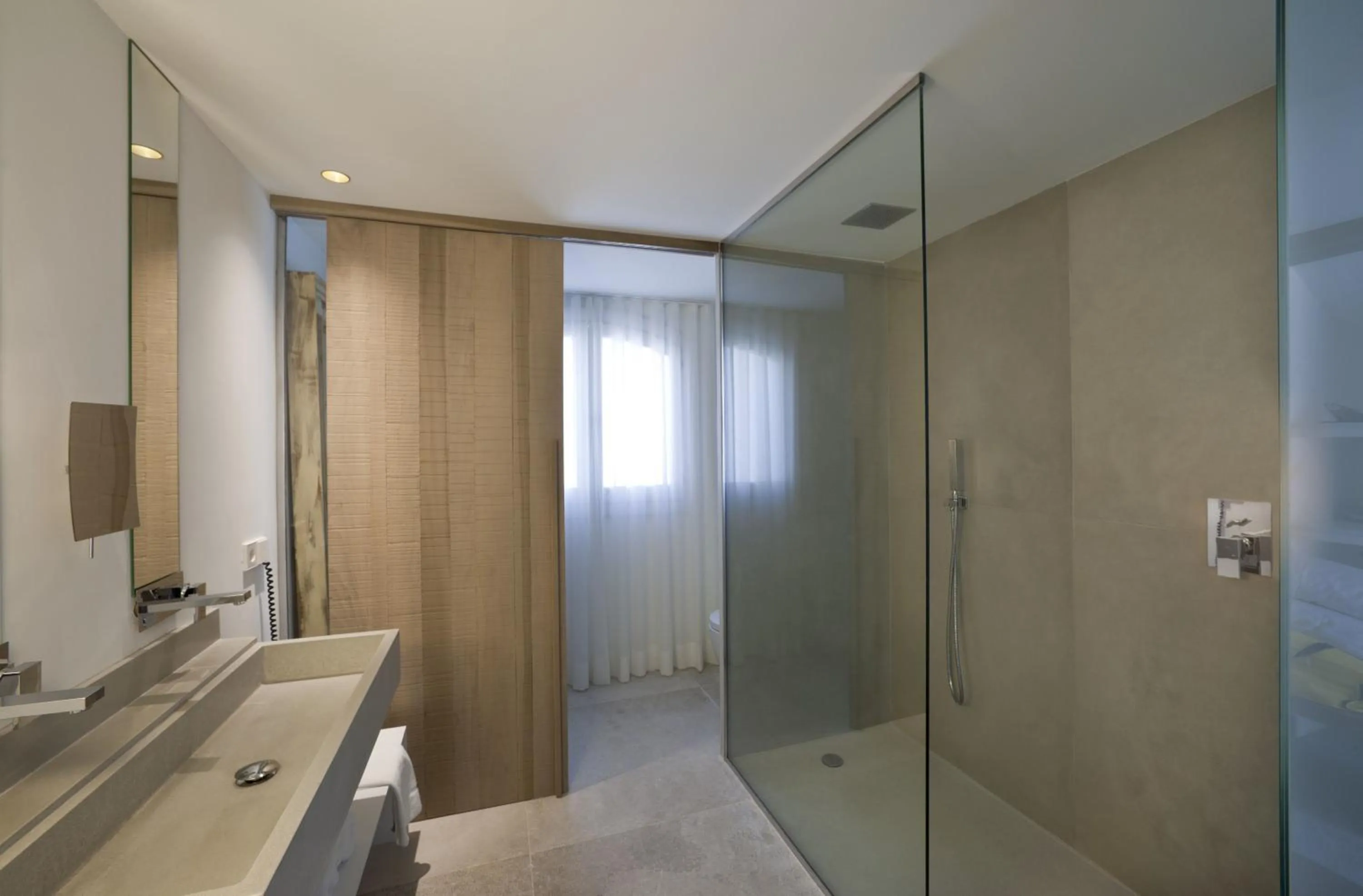 Shower in Paraíso de los Pinos