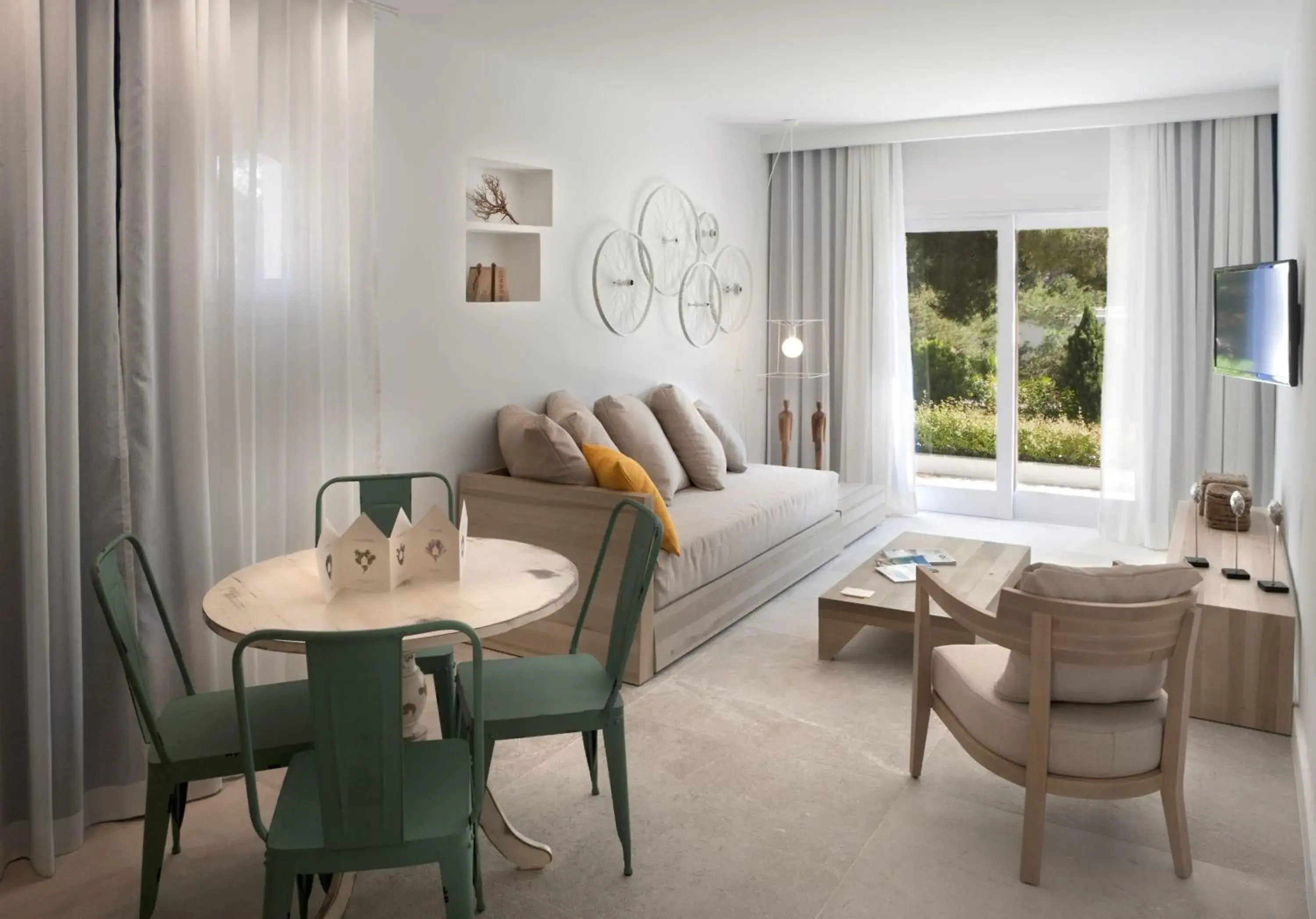 Living room, Bed in Paraíso de los Pinos Living room, Bed in Paraíso de los Pinos