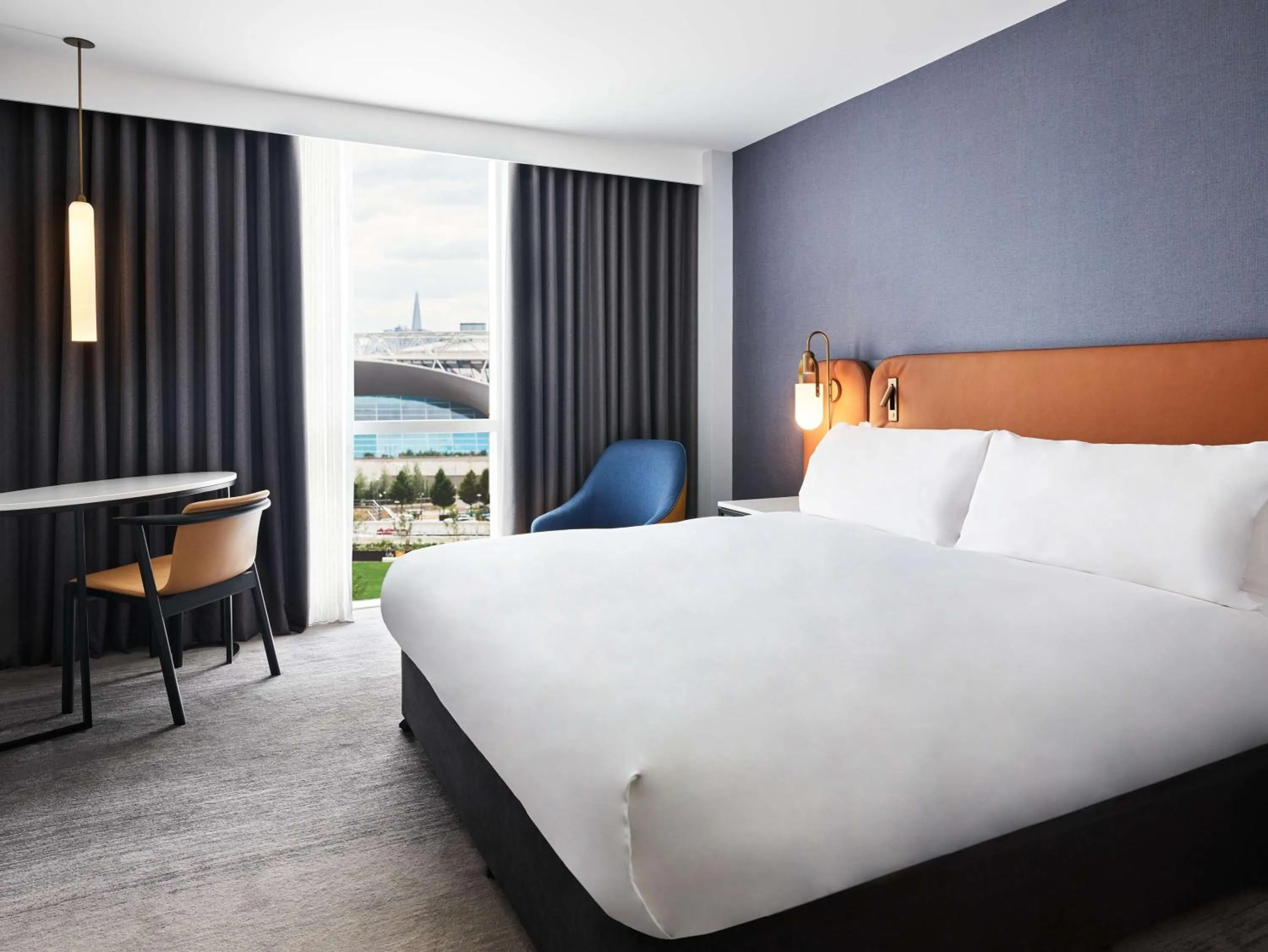 Bedroom, Bed in Hyatt Regency London Stratford