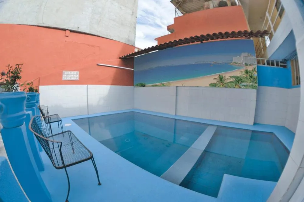 Swimming pool in Hotel San Carlos