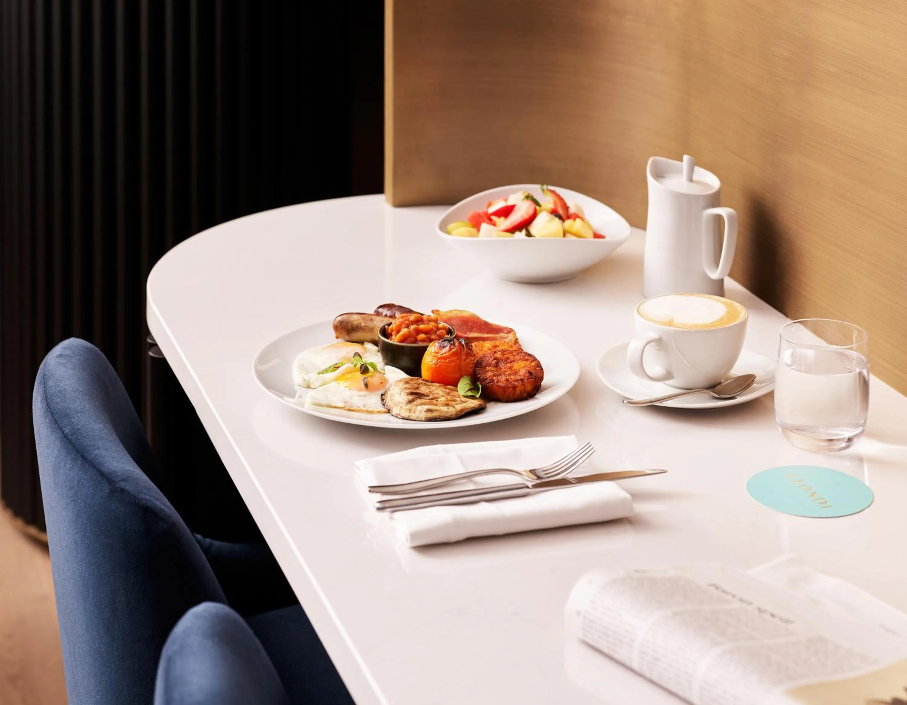 Breakfast in Hyatt House London Stratford - Aparthotel