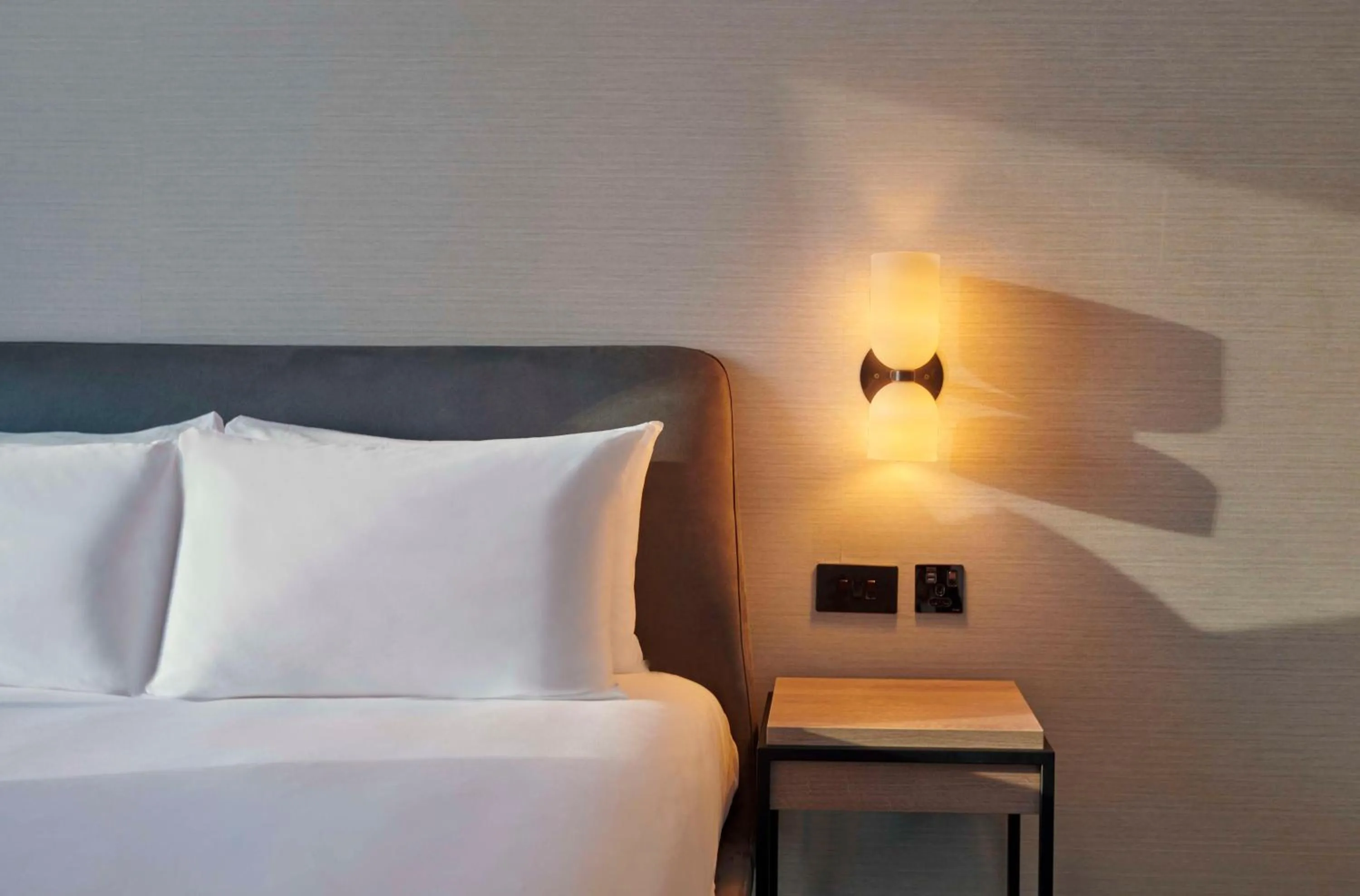 Photo of the whole room, Bed in Hyatt House London Stratford - Aparthotel