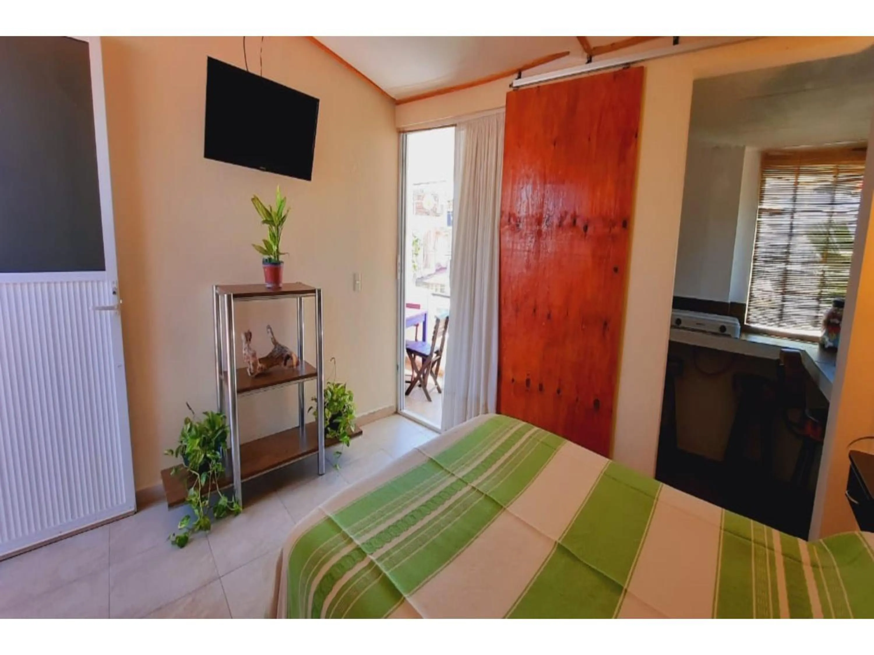 Area and facilities, TV/Entertainment Center in OYO Hotel Cannacare