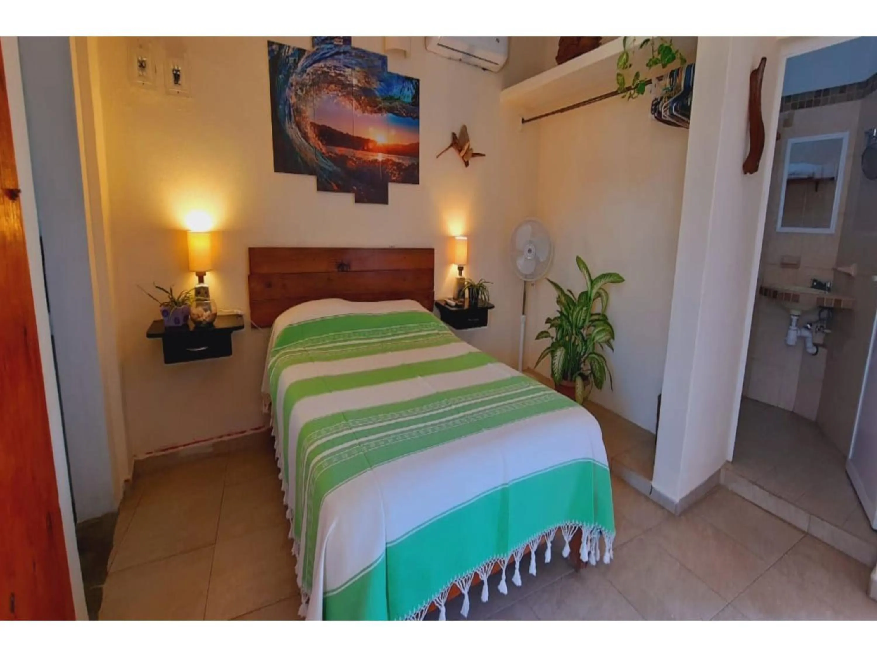 Bedroom in OYO Hotel Cannacare