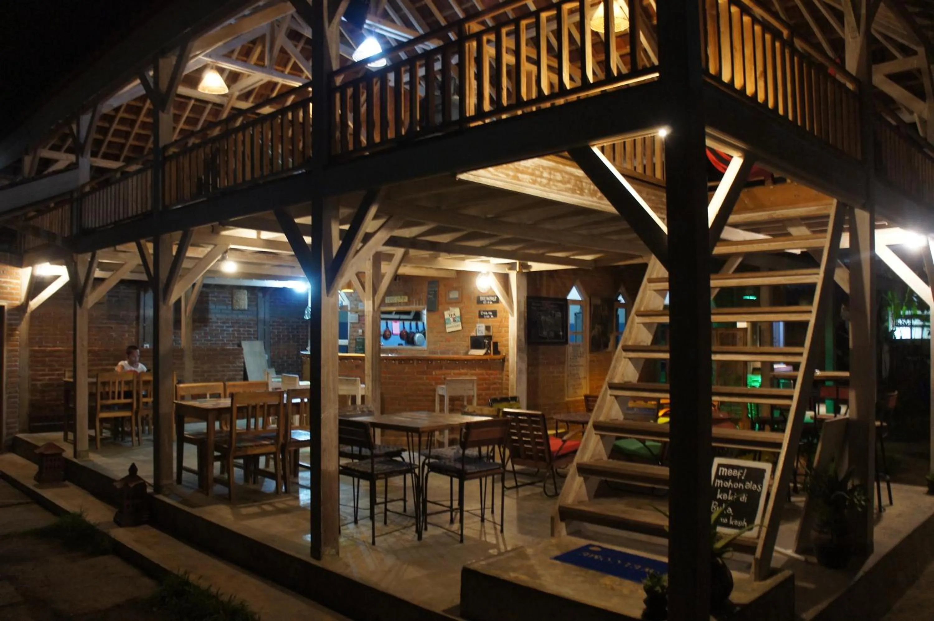 Restaurant/places to eat in Tetebatu Flush Harmony