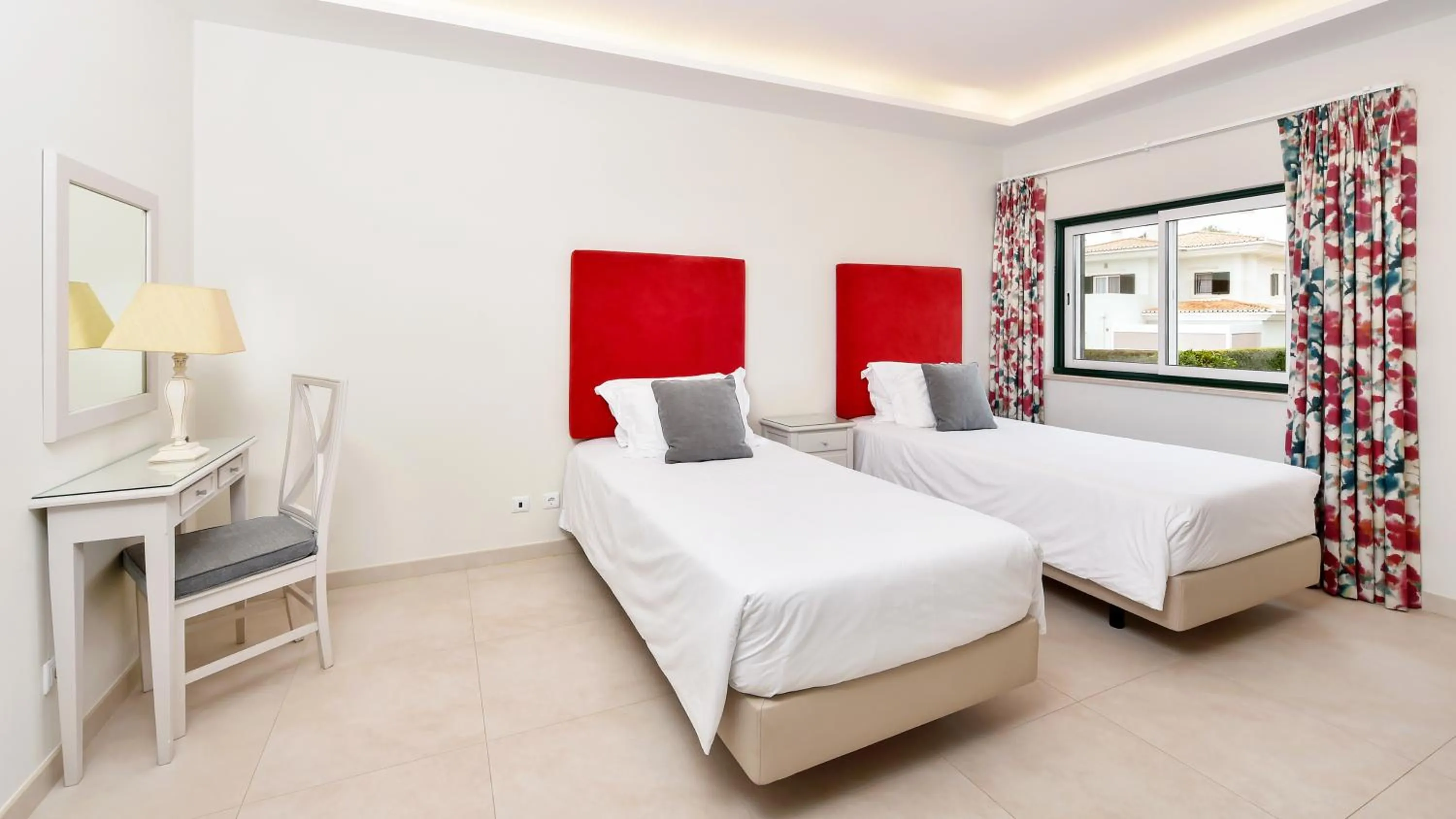 Bedroom, Bed in Martinhal Quinta Family Resort