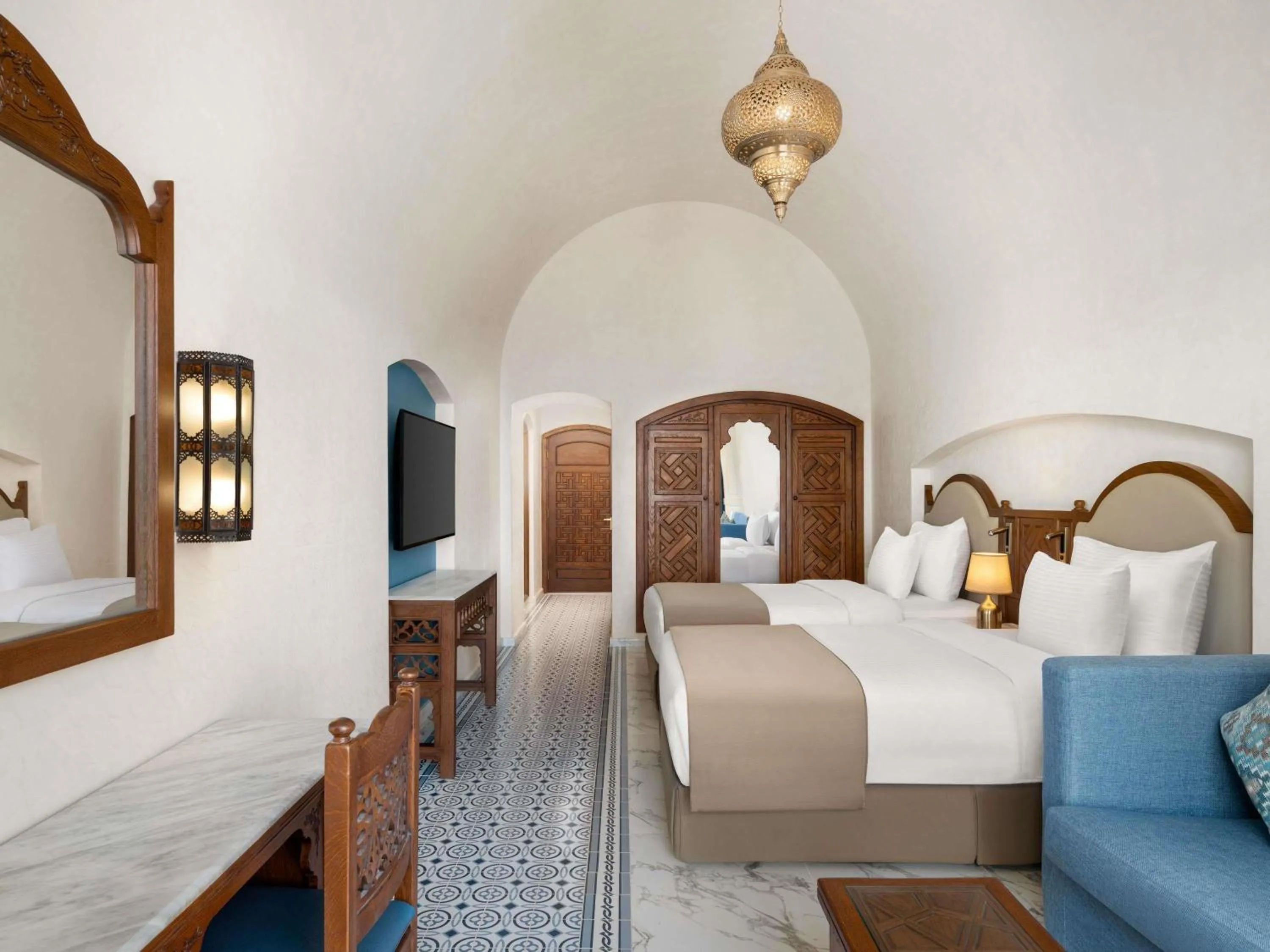 Bedroom, Bed in Movenpick Resort Sharm El Sheikh