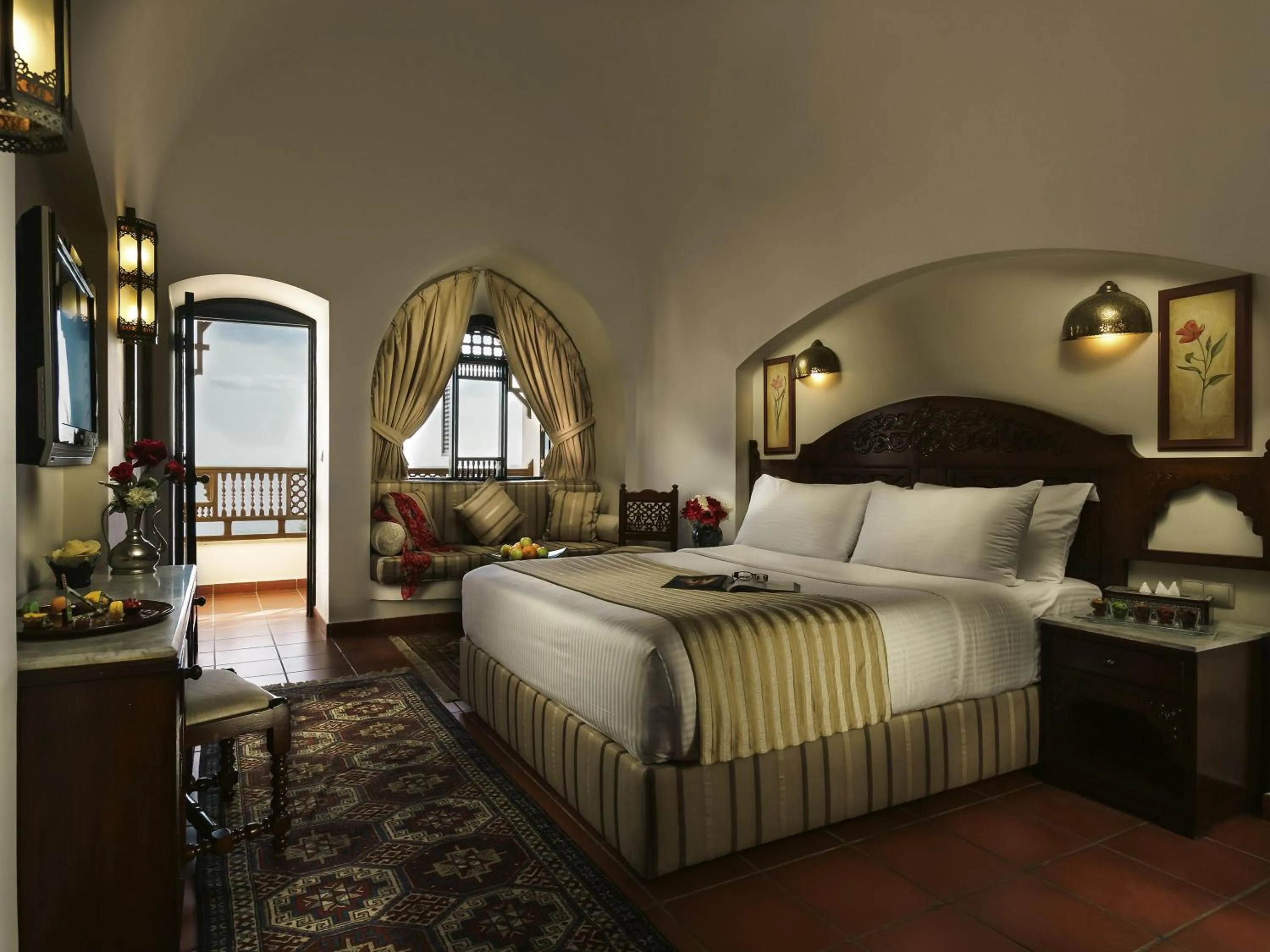 Bedroom, Bed in Movenpick Resort Sharm El Sheikh