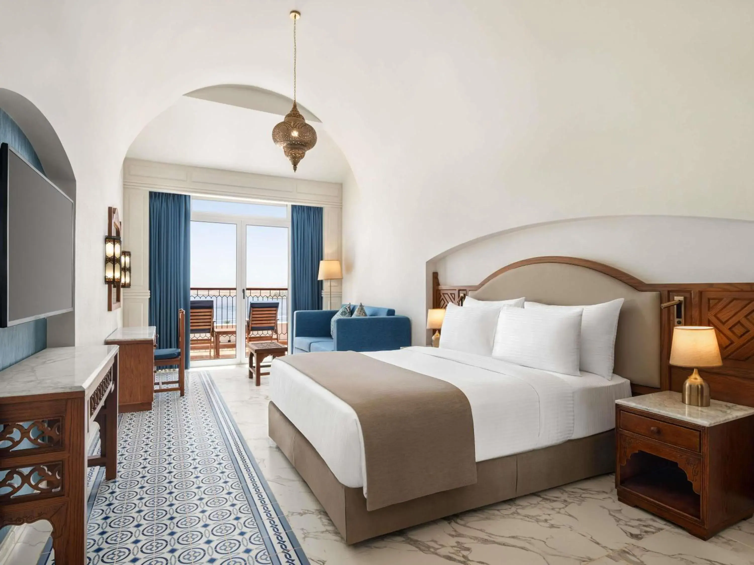 Bedroom, Bed in Movenpick Resort Sharm El Sheikh Bedroom, Bed in Movenpick Resort Sharm El Sheikh