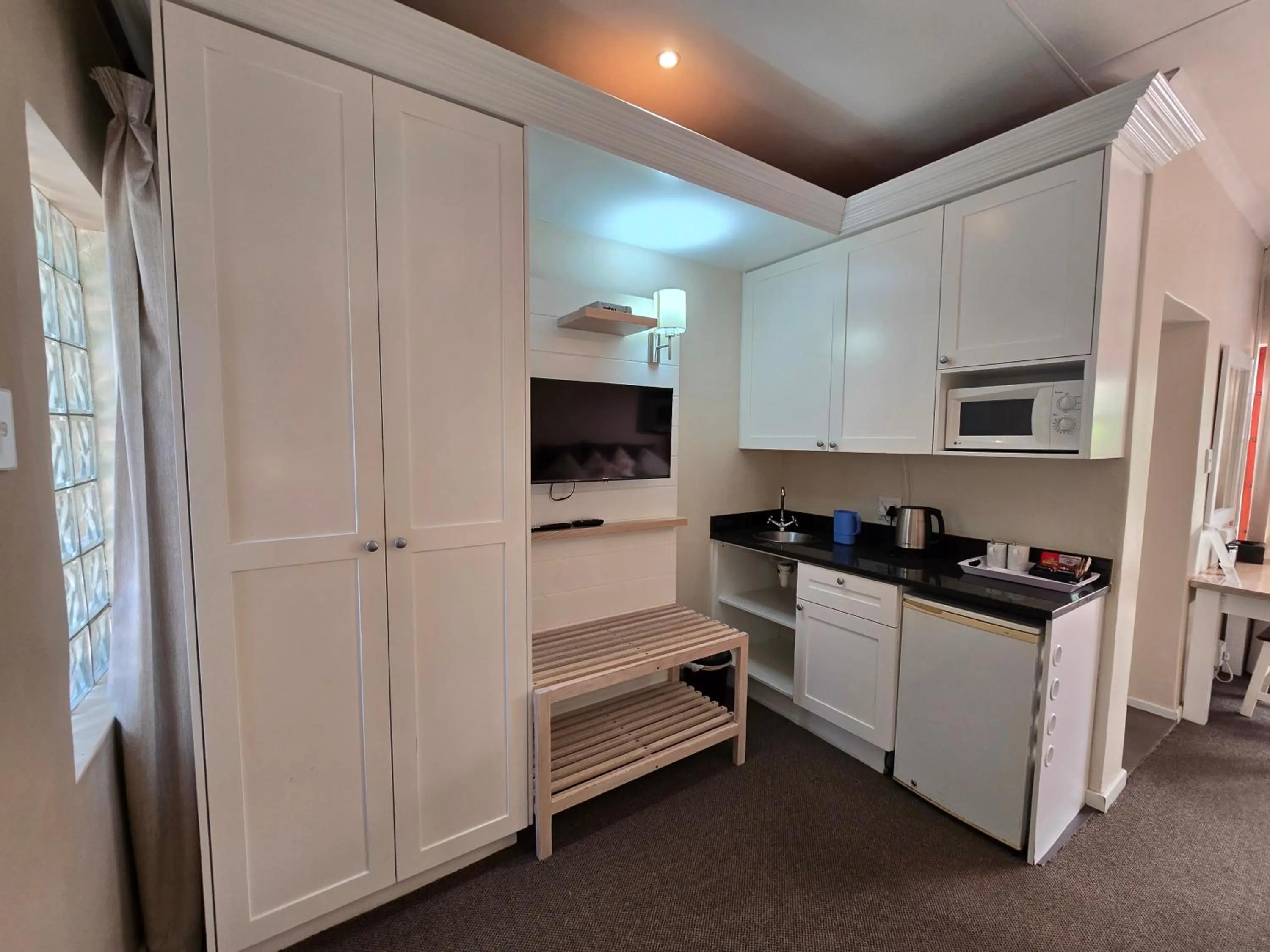 Kitchen or kitchenette in Bayside Guesthouse