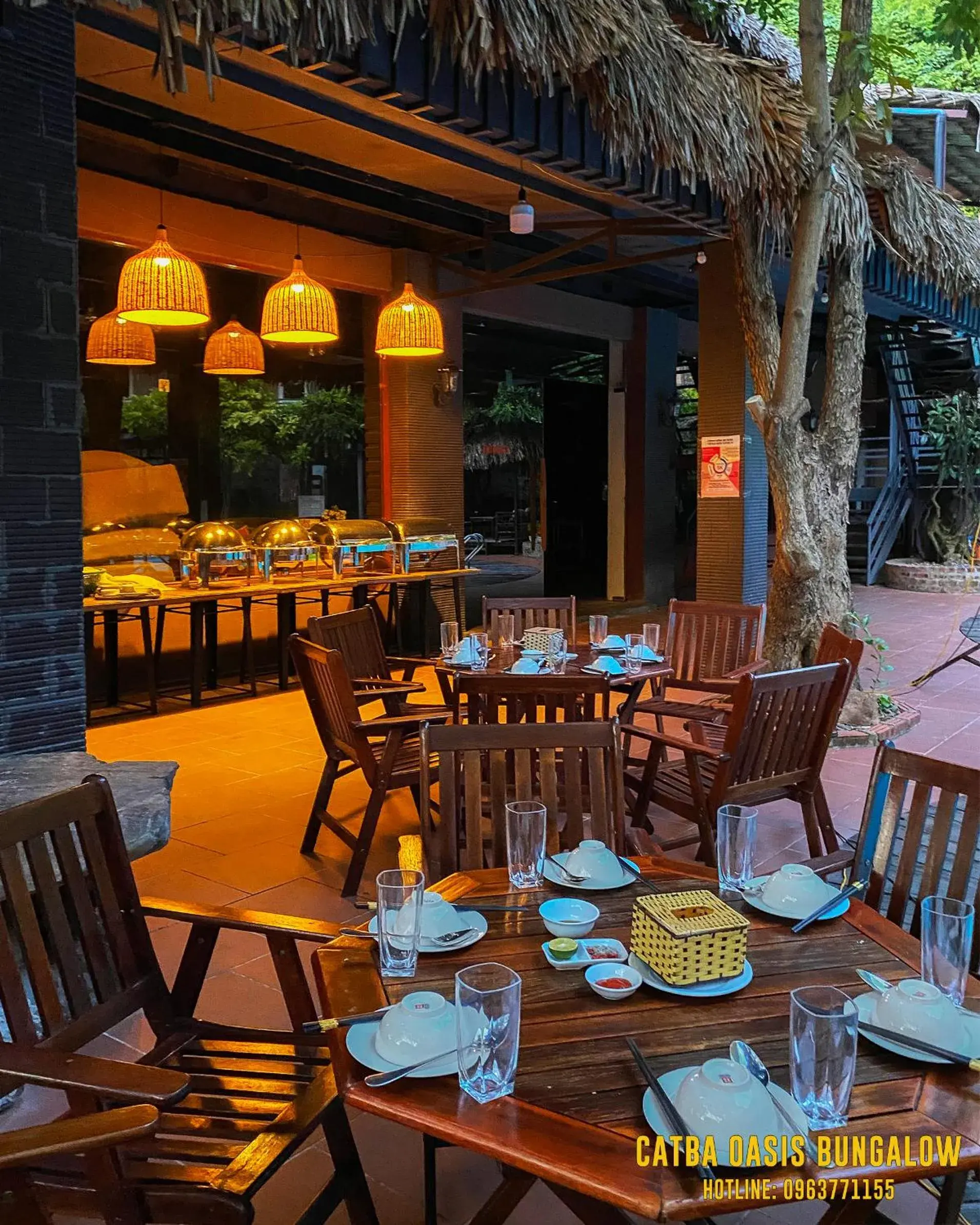 Restaurant/places to eat in Catba Oasis Bungalows Restaurant/places to eat in Catba Oasis Bungalows