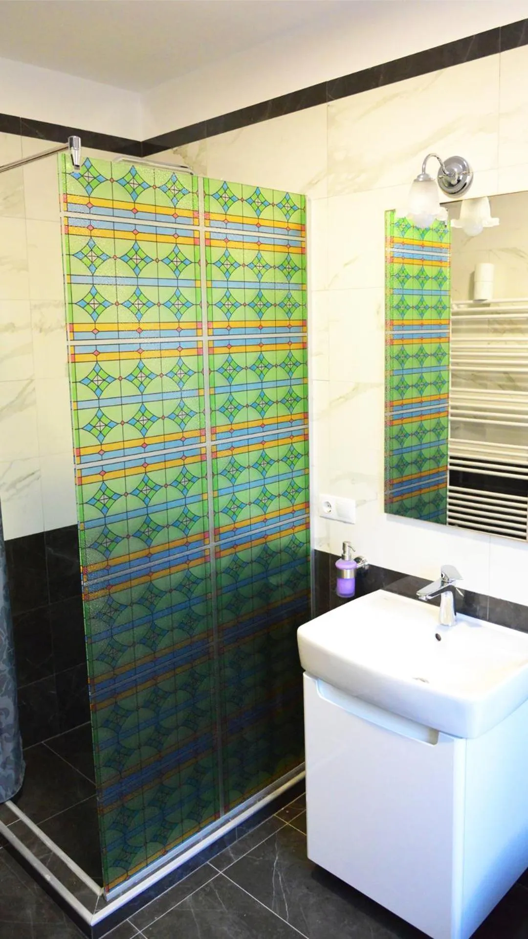 Shower in Elena Haus