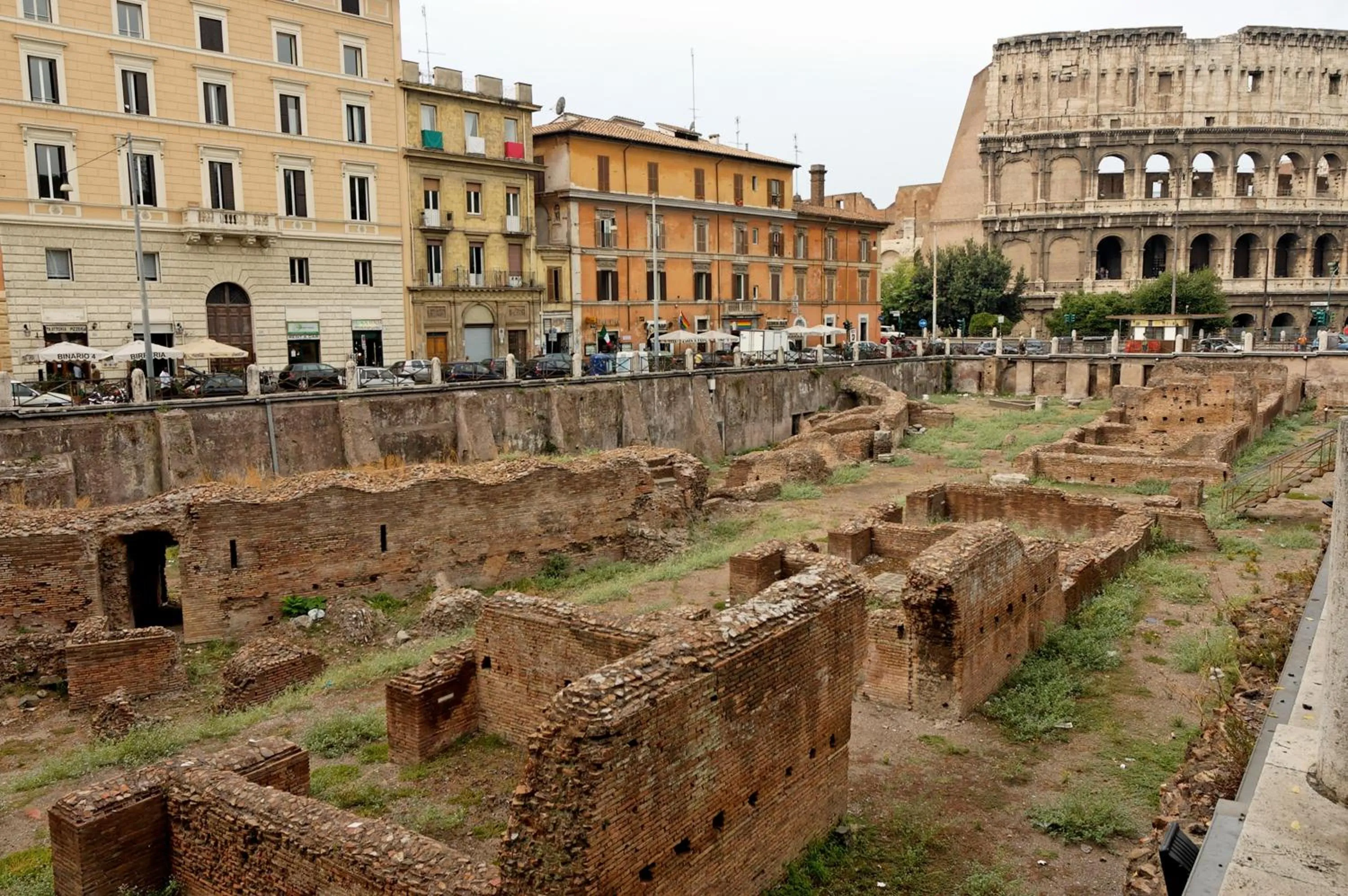 Property building in Colosseo Rooms Imperial Rome