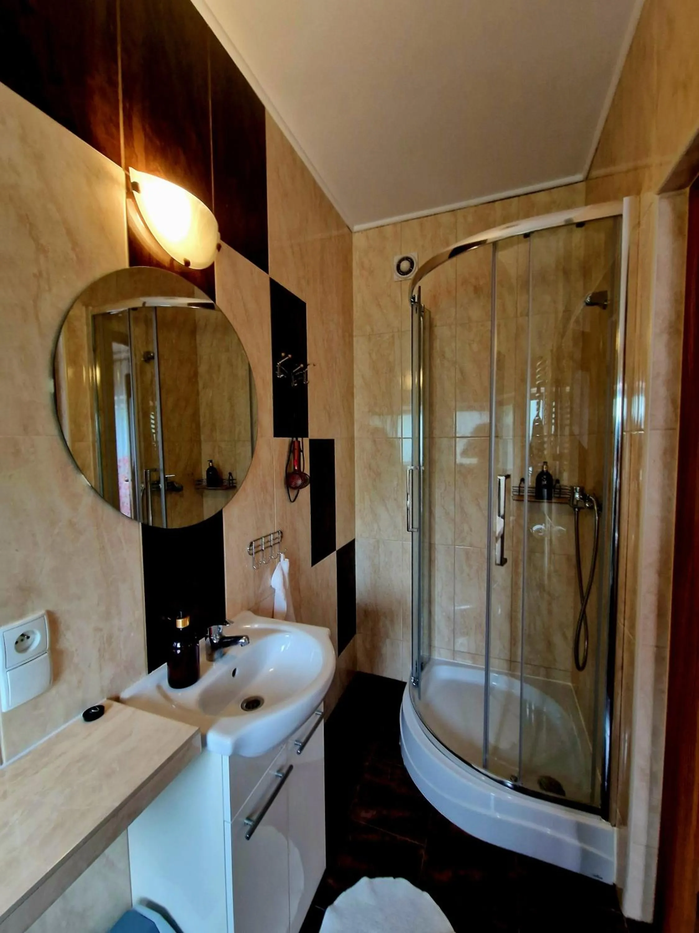 Shower in Willa Bliska