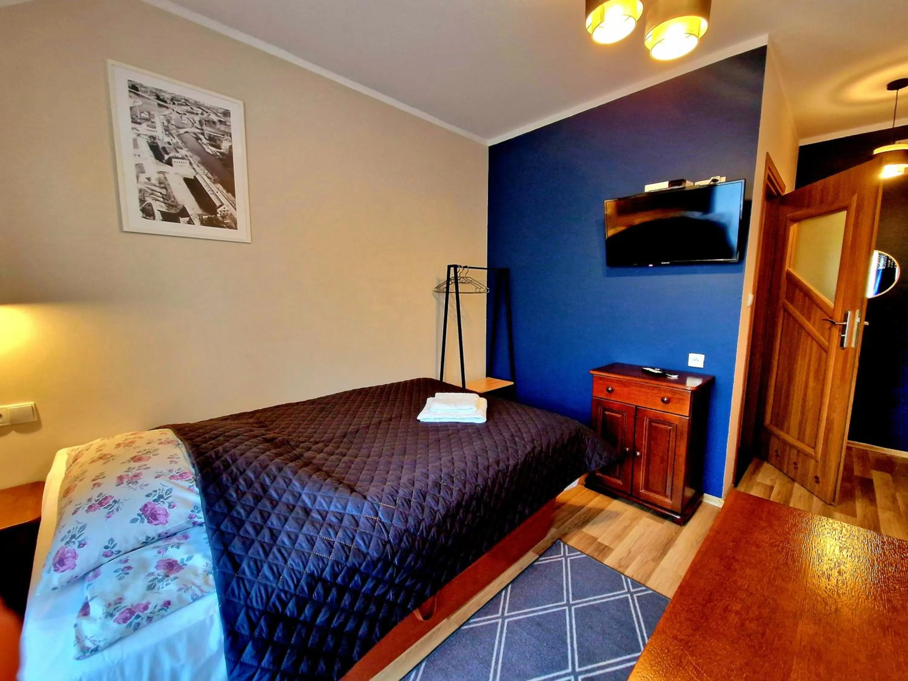 TV and multimedia, Bed in Willa Bliska