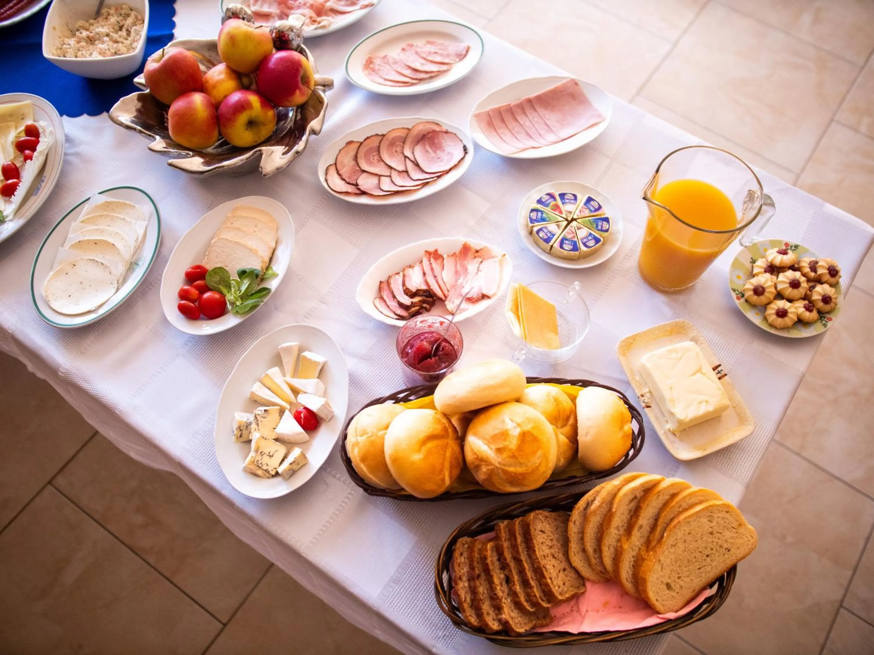 Food and drinks in Willa Bliska