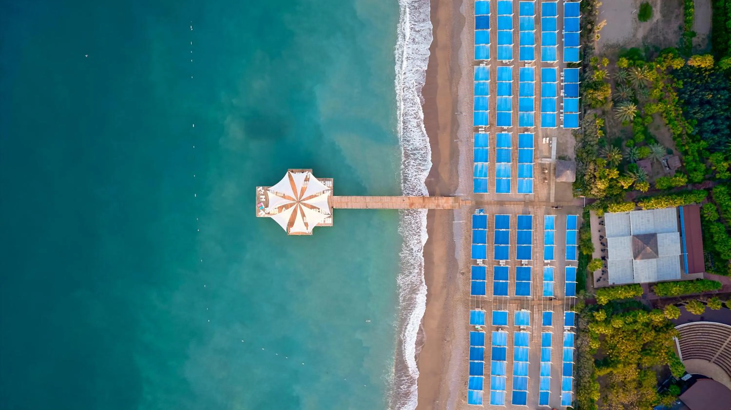 Beach in Seaden Sea World Resort & Spa