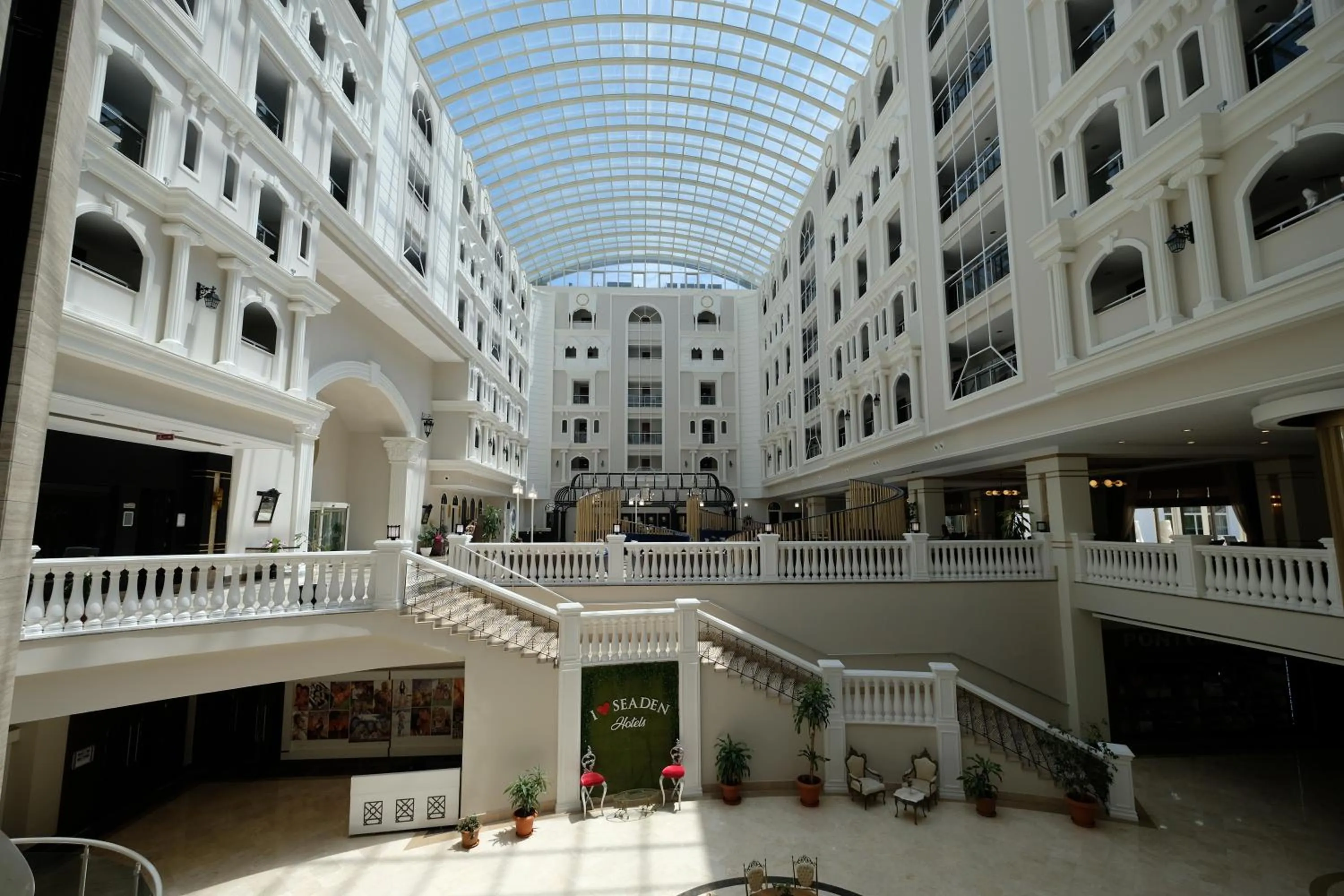 Property building in Seaden Sea World Resort & Spa