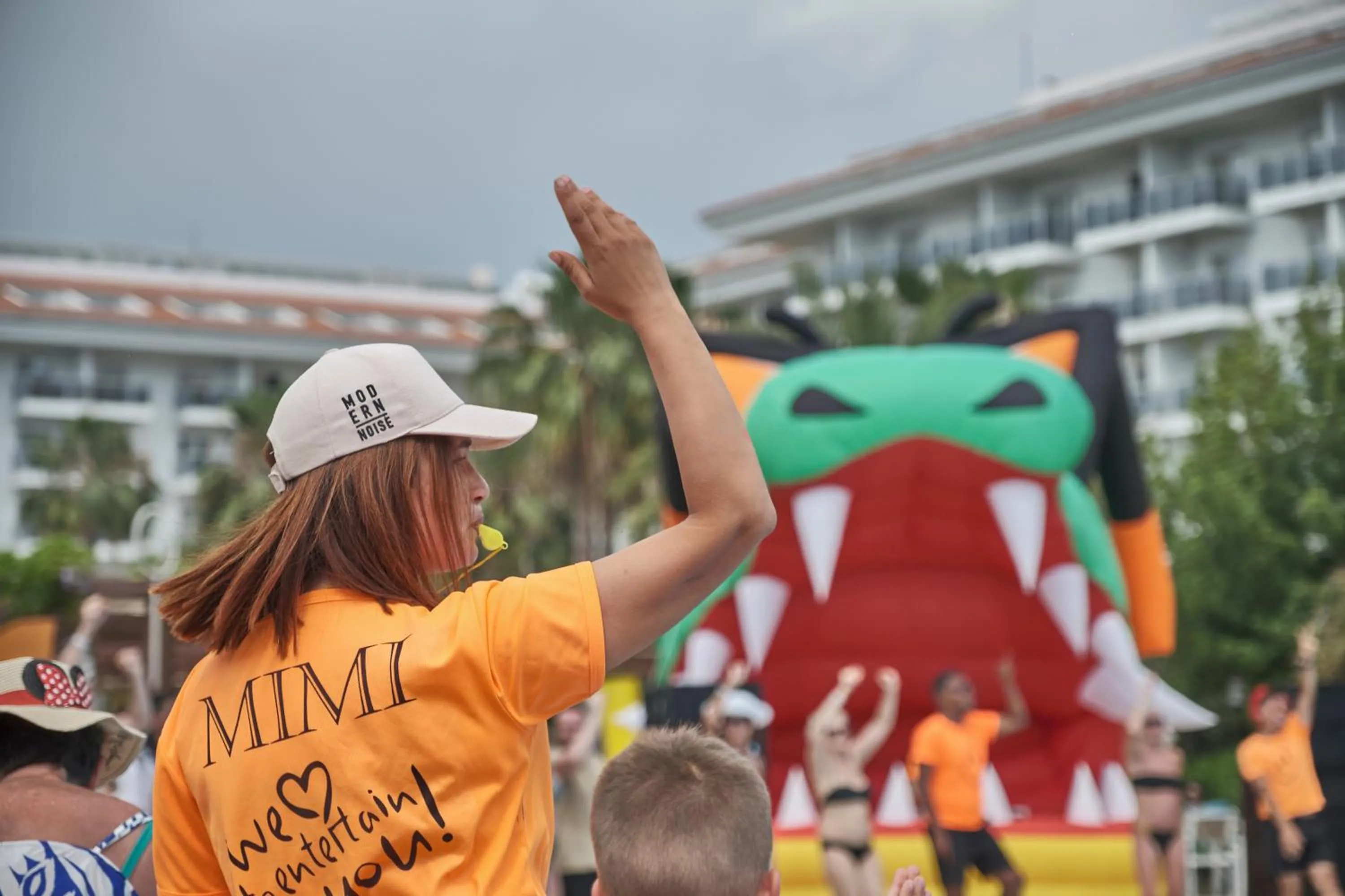 Entertainment in Seaden Sea World Resort & Spa