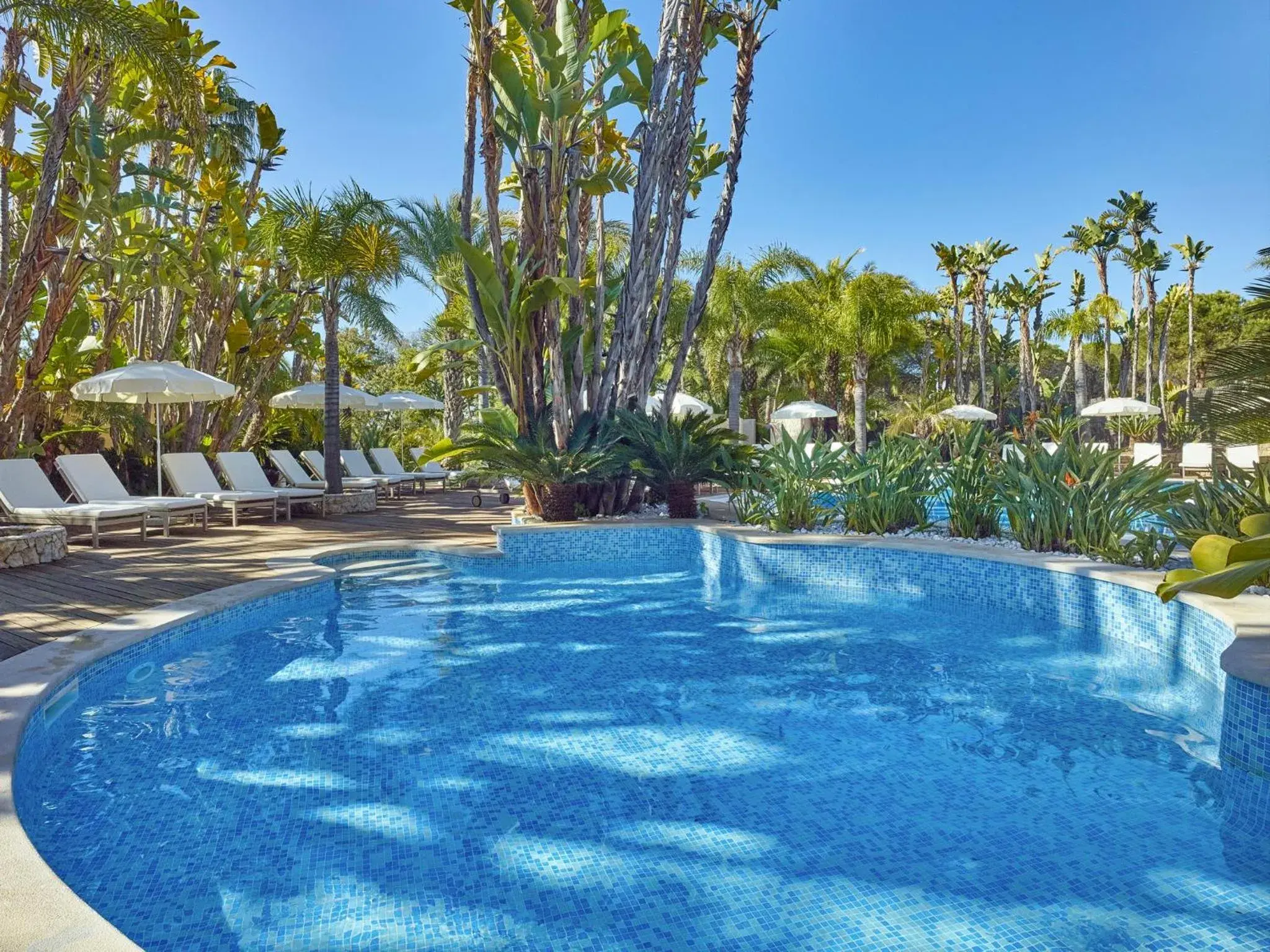 Pool view in Ria Park Hotel & Spa Pool view in Ria Park Hotel & Spa