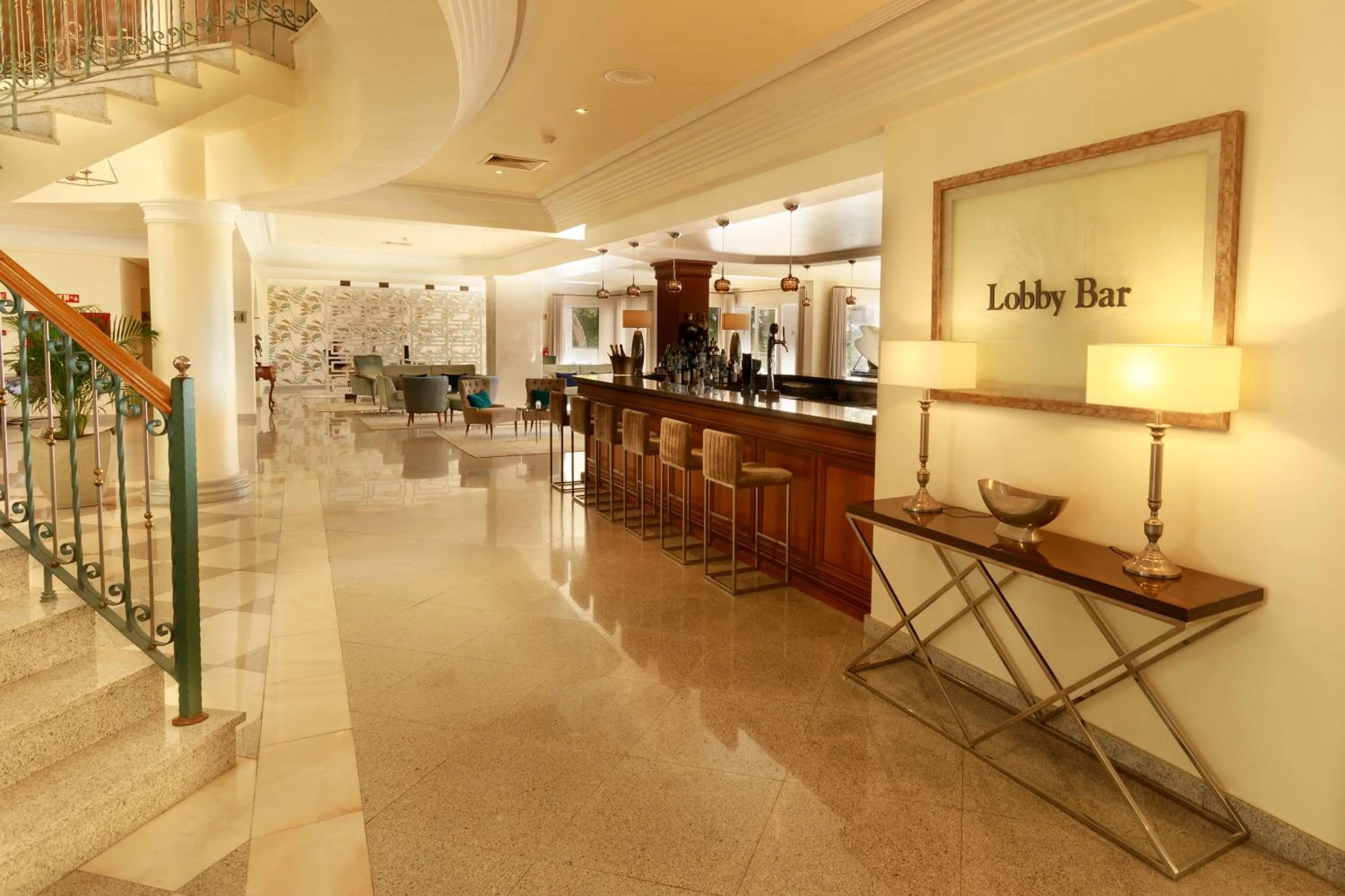 Lounge or bar in Ria Park Hotel & Spa