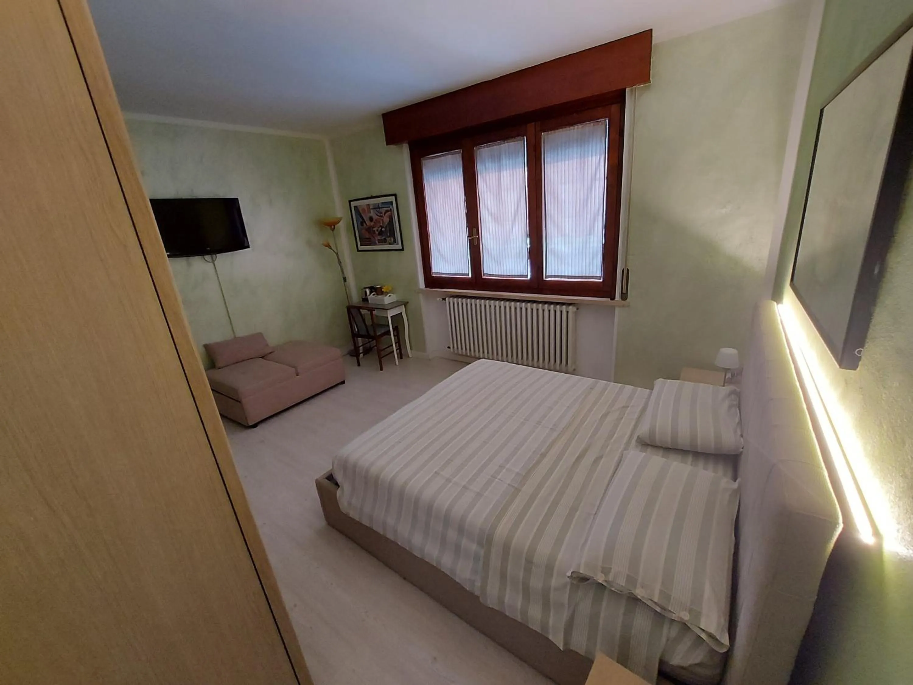 Bed in B&B Desenzano