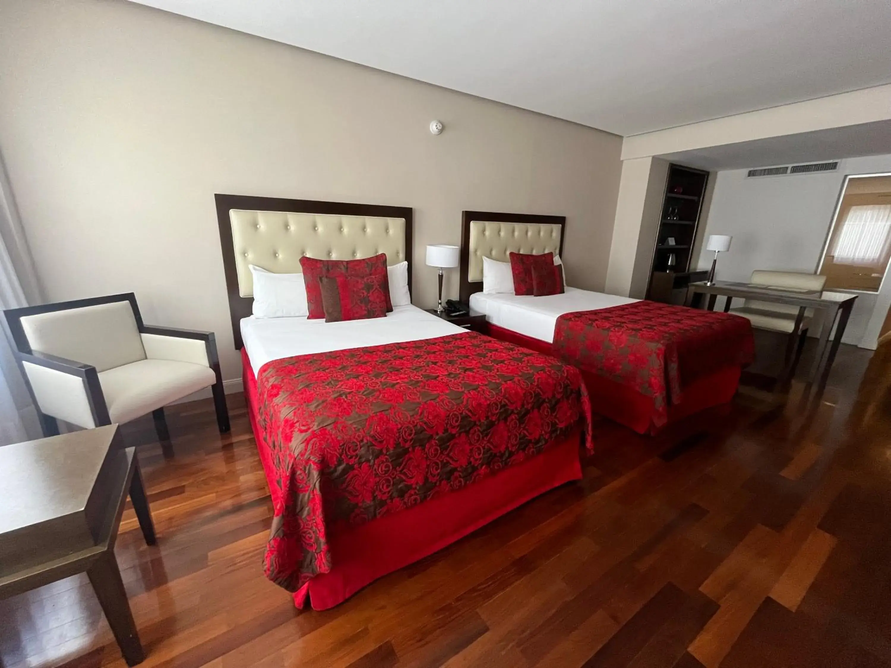 Bed in Kenton Palace Buenos Aires Bed in Kenton Palace Buenos Aires