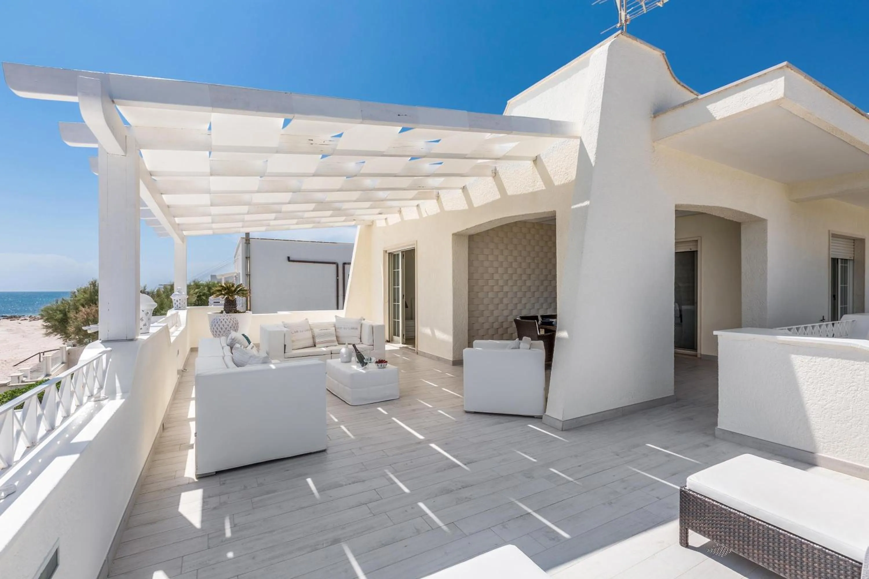 Balcony/Terrace in L'Attico di Alessia by Perle di Puglia