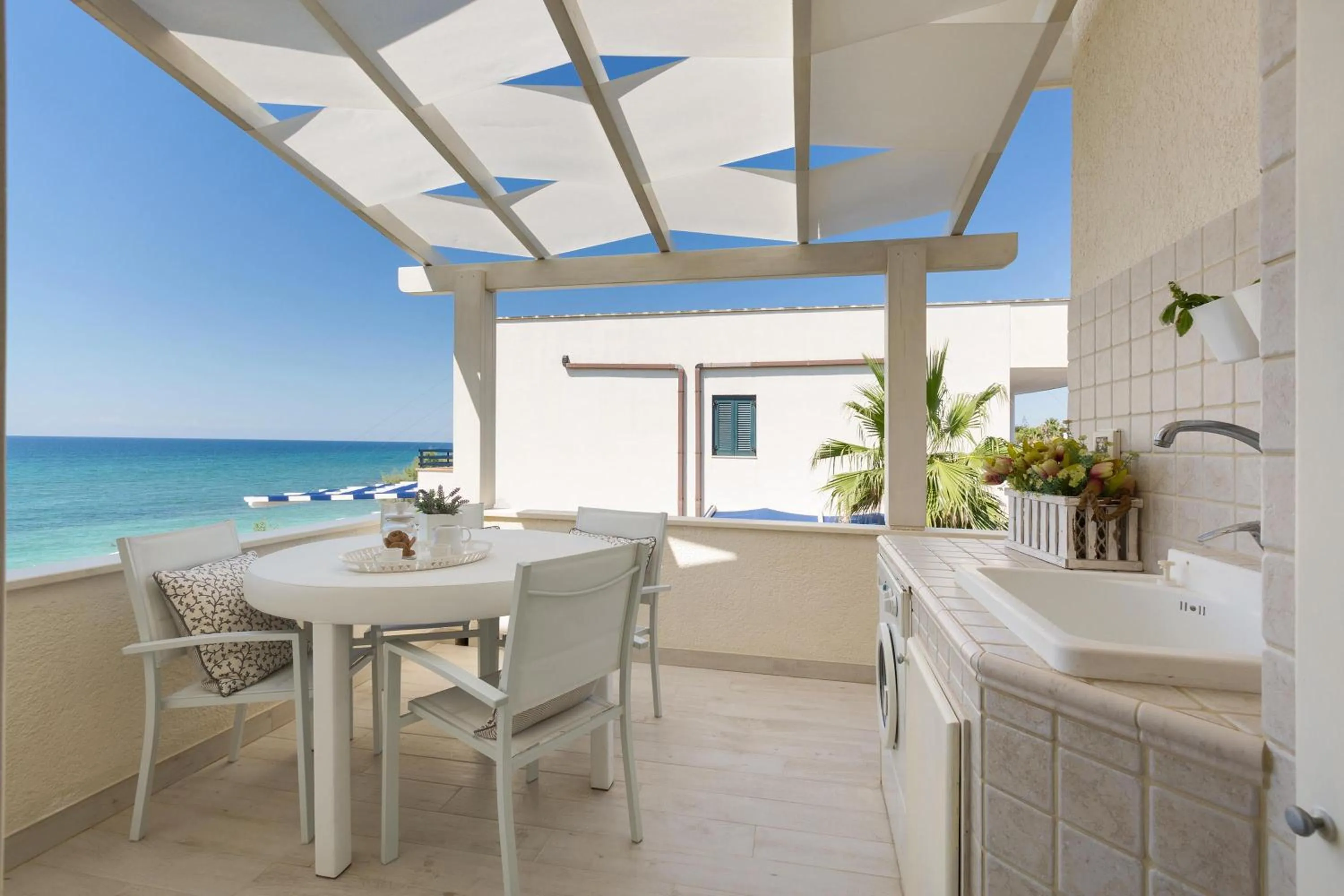 Balcony/Terrace in L'Attico di Alessia by Perle di Puglia