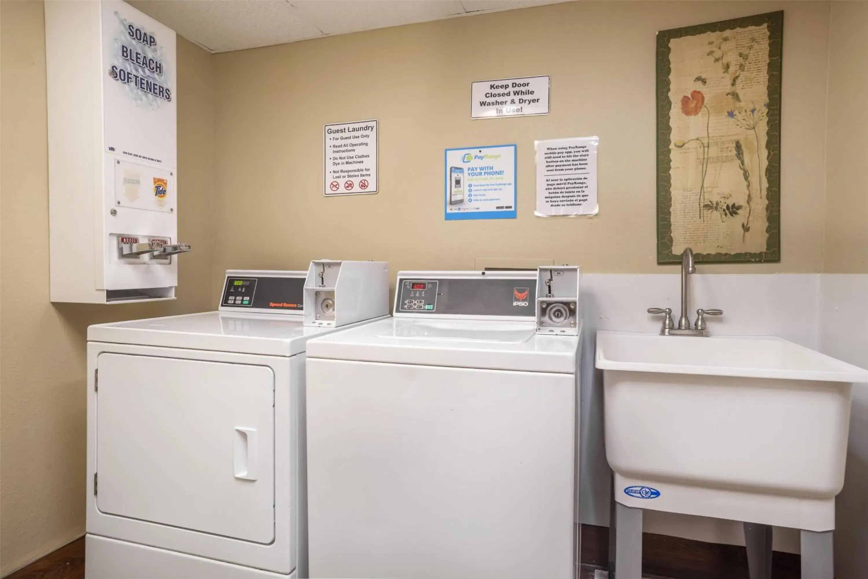 Property building in Best Western Plus Bessemer Property building in Best Western Plus Bessemer