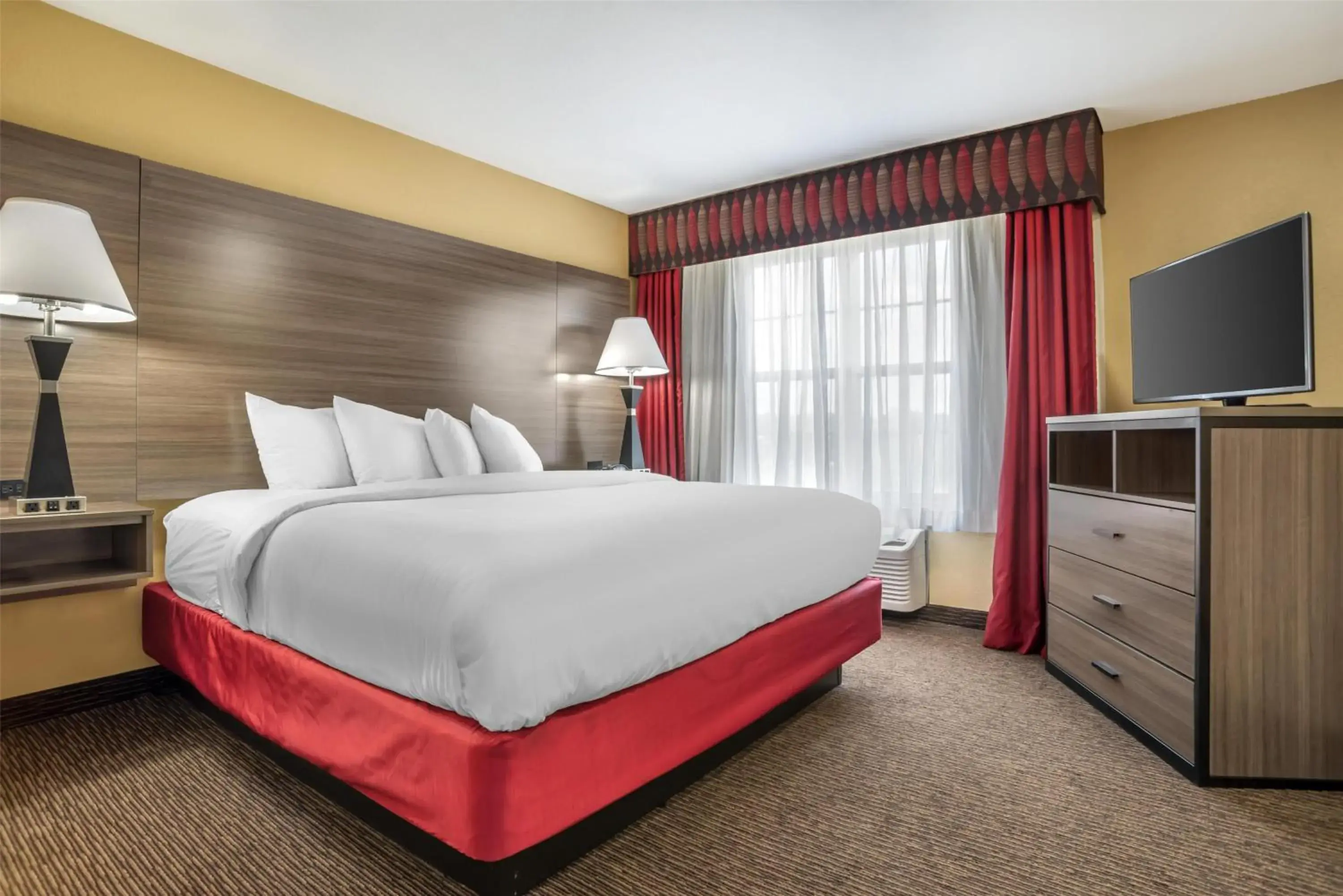 Bedroom, Bed in Best Western Plus Bessemer Bedroom, Bed in Best Western Plus Bessemer