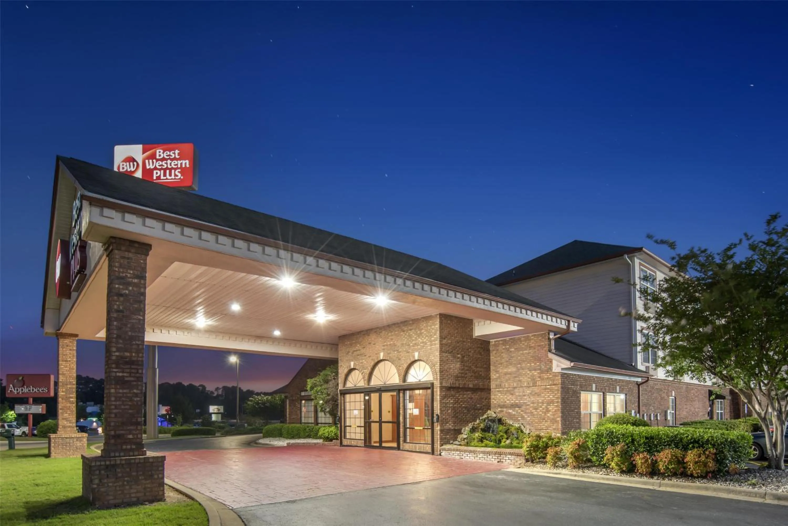 Property building in Best Western Plus Bessemer