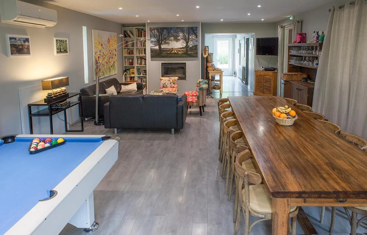 Internal: Not applicable to any particular room in Auberge De La Vallee