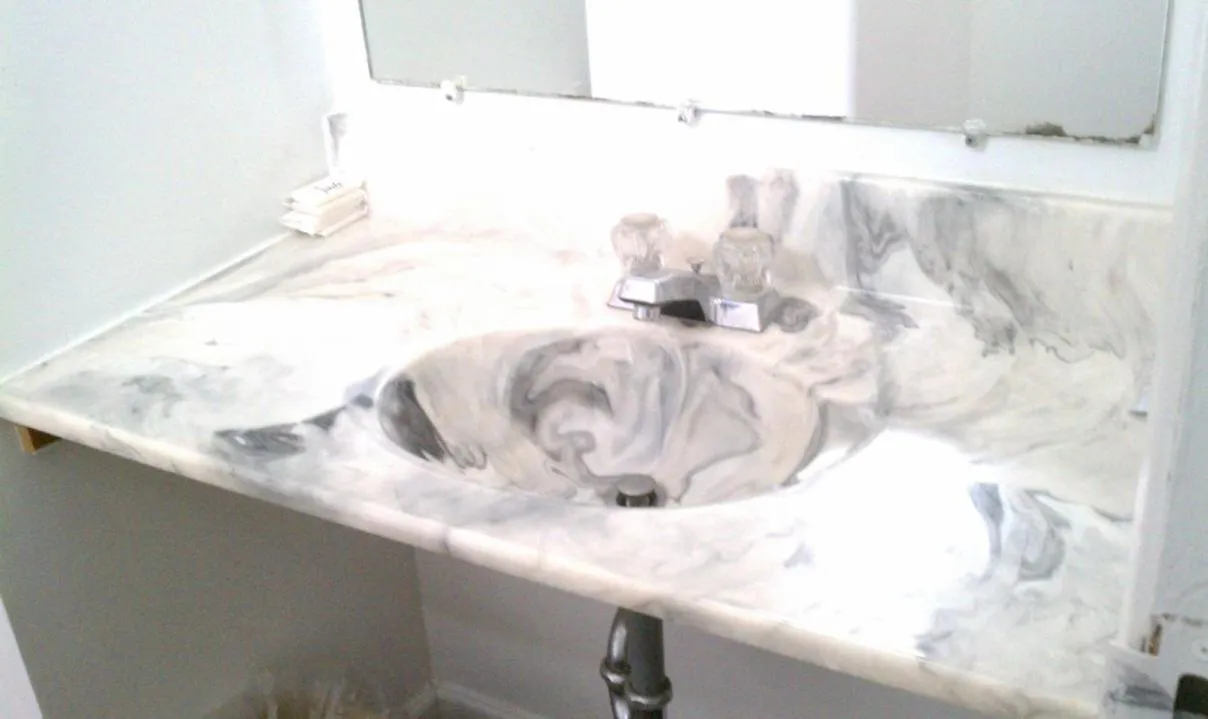 Bathroom in Valley Motel Pittsburgh