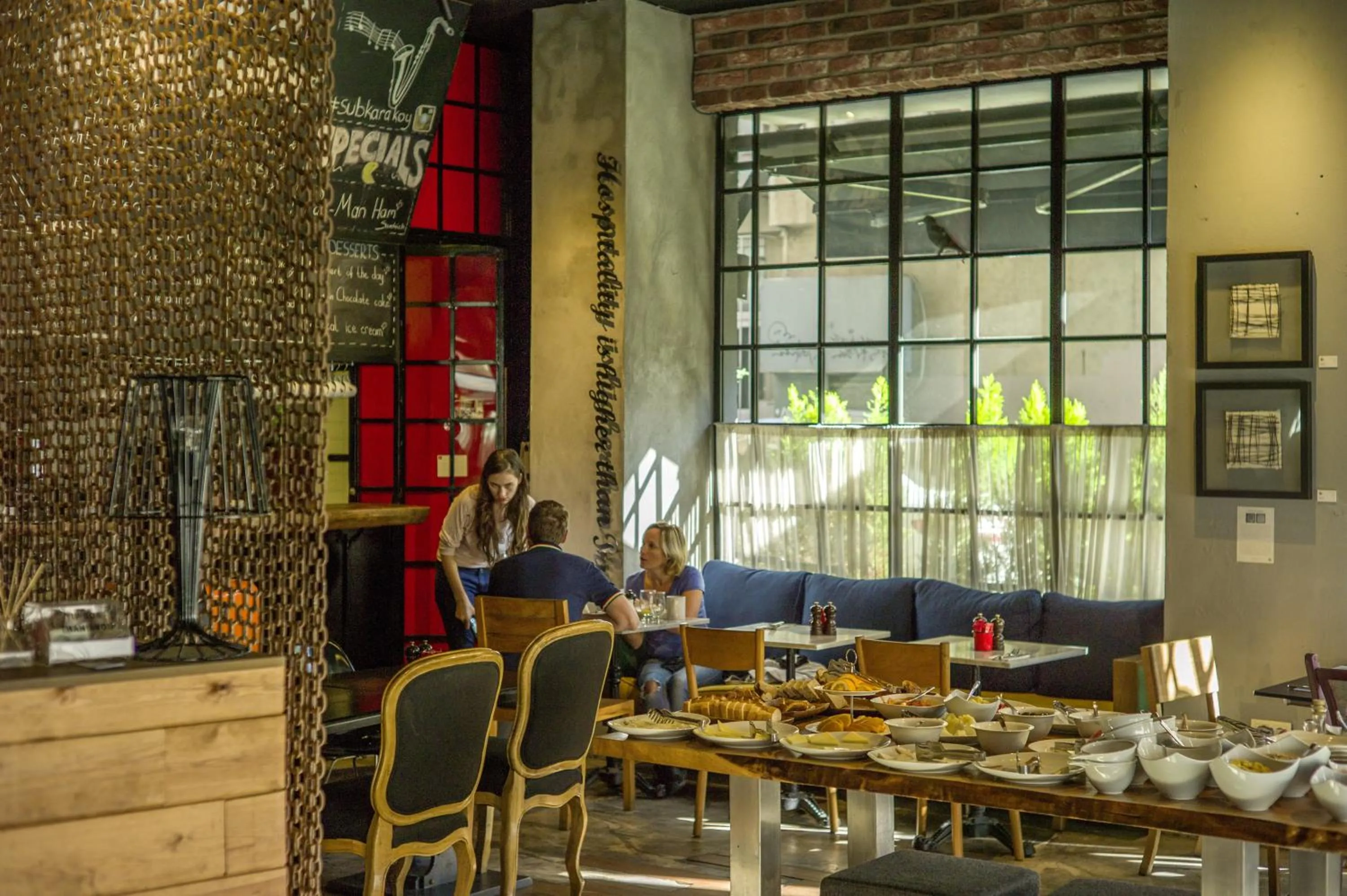 Restaurant/places to eat in SuB Karakoy - Special Category