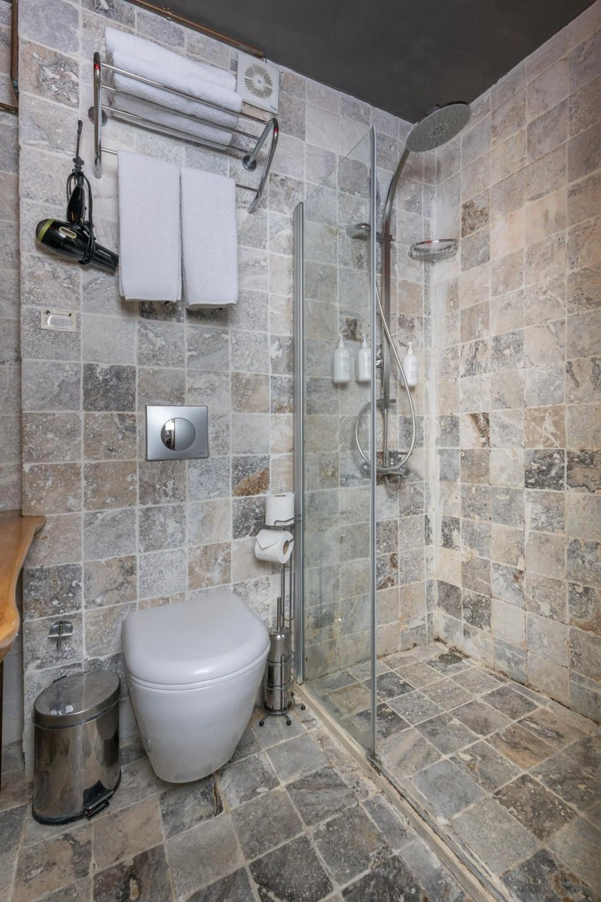 Bathroom in SuB Karakoy - Special Category