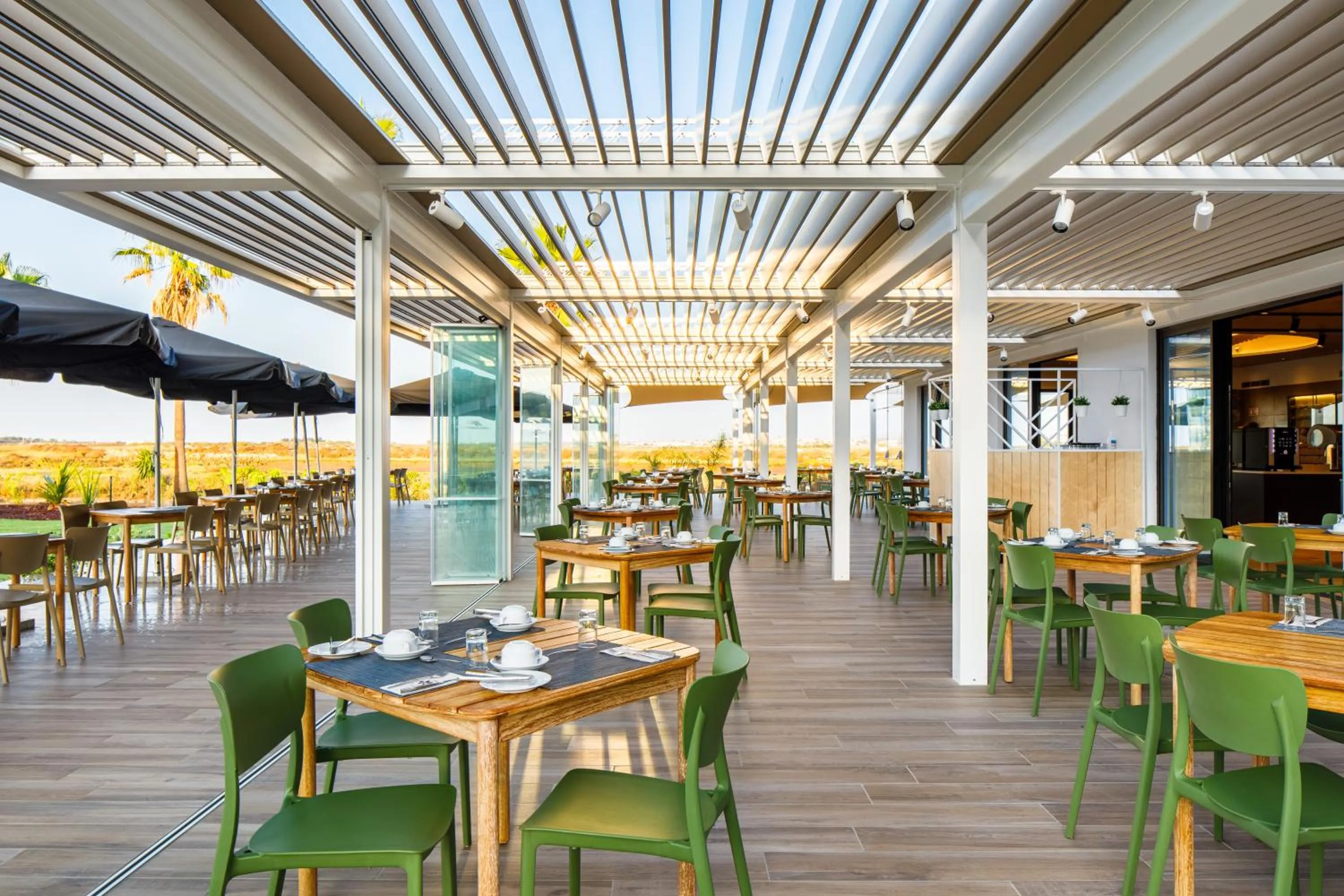 Restaurant/places to eat in AP Cabanas Beach & Nature - Adults Friendly