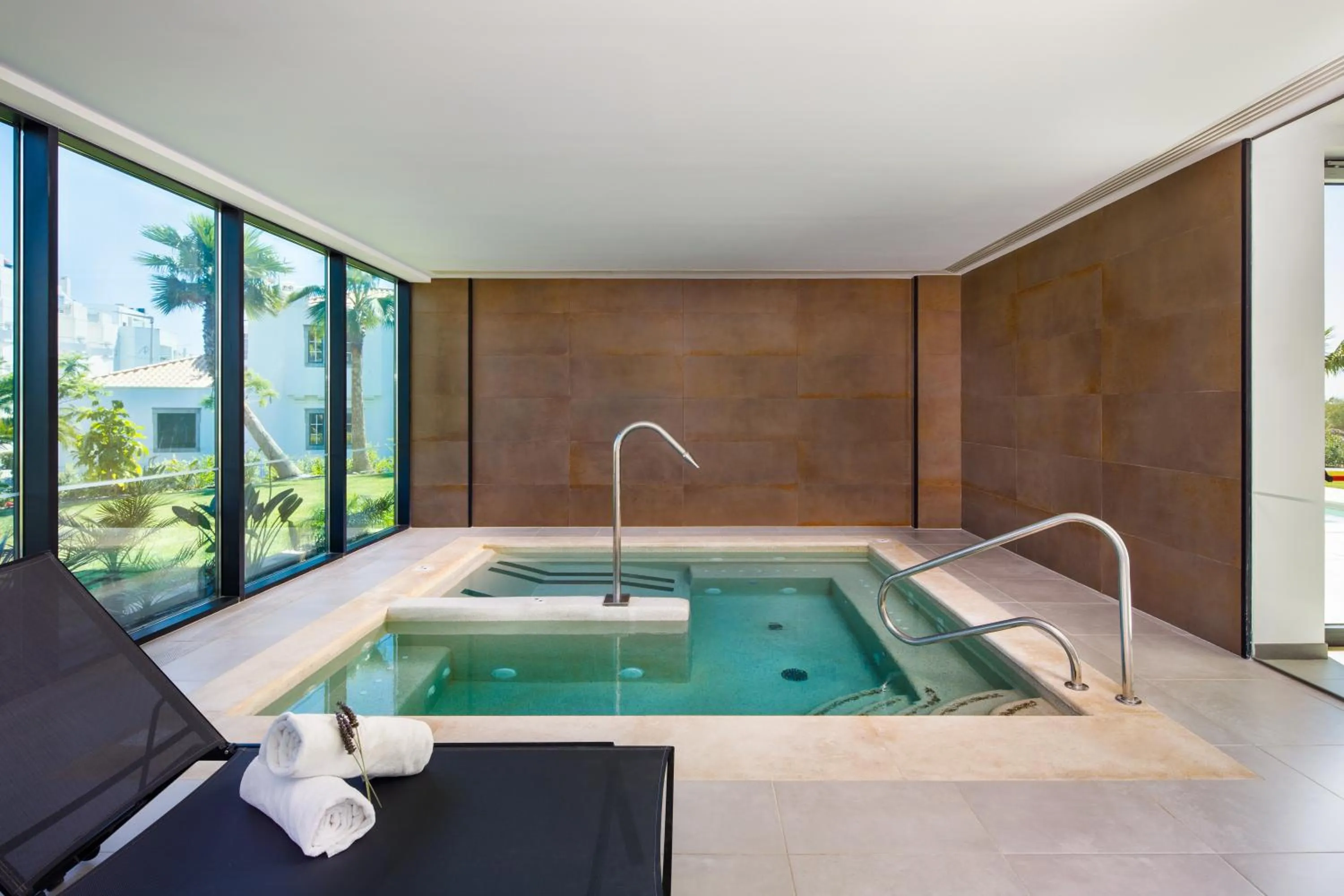 Hot Tub in AP Cabanas Beach & Nature - Adults Friendly