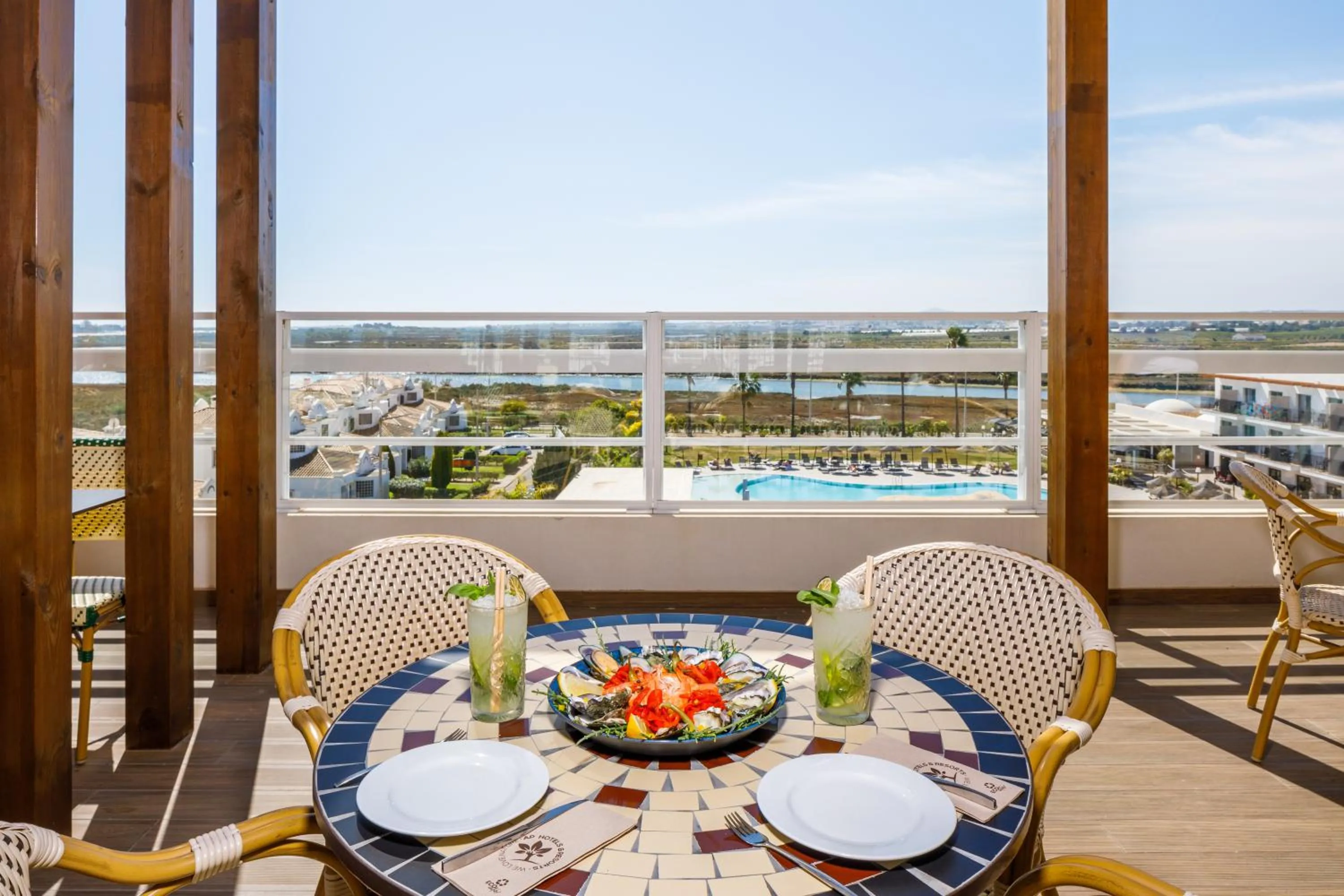 Food and drinks in AP Cabanas Beach & Nature - Adults Friendly