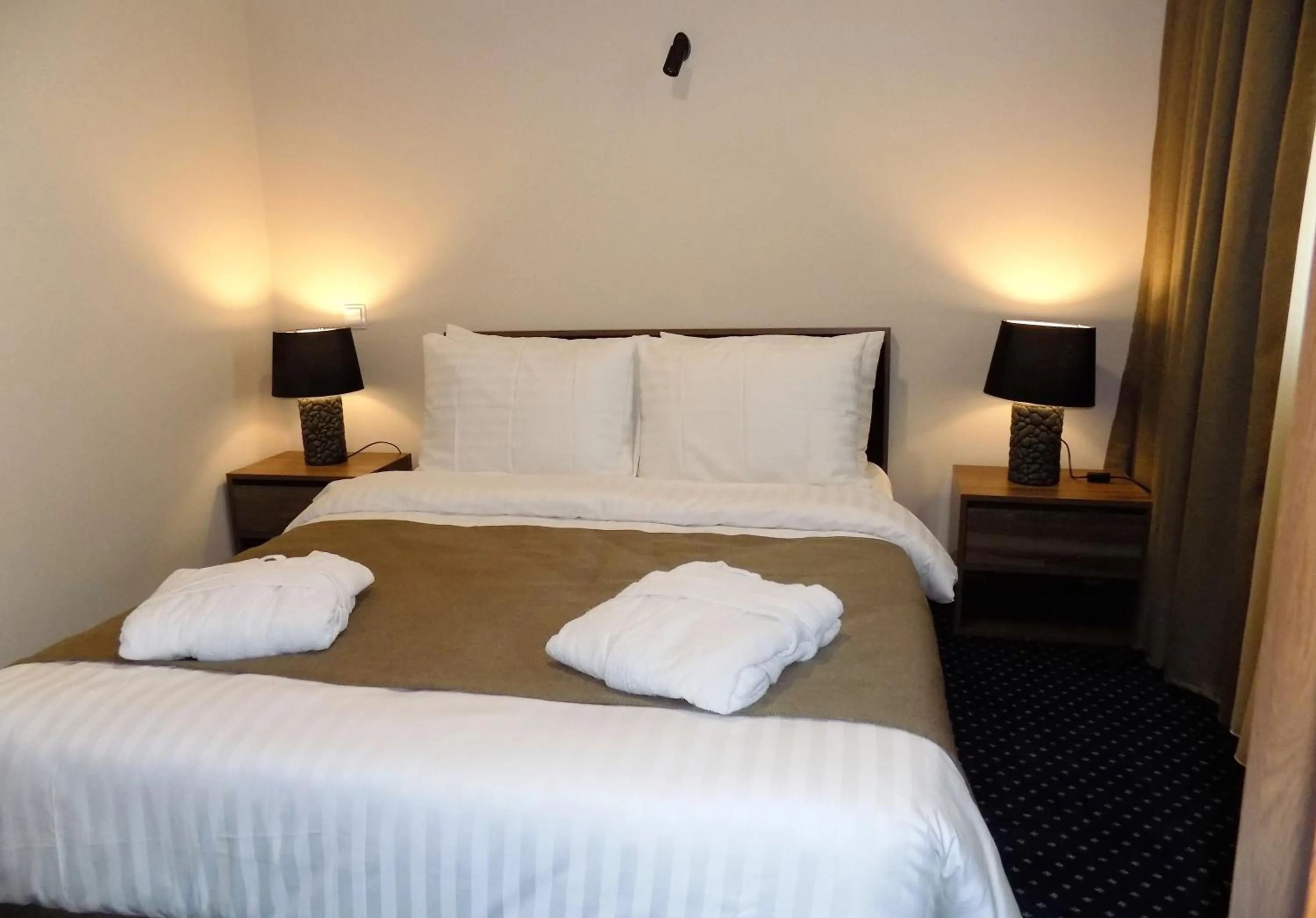 Bed in Garden Palace