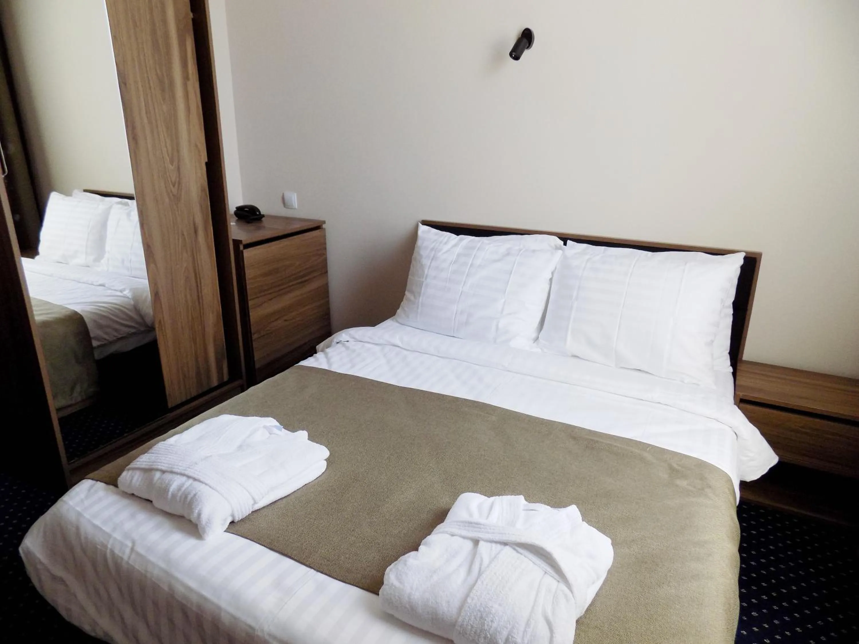 Bed in Garden Palace