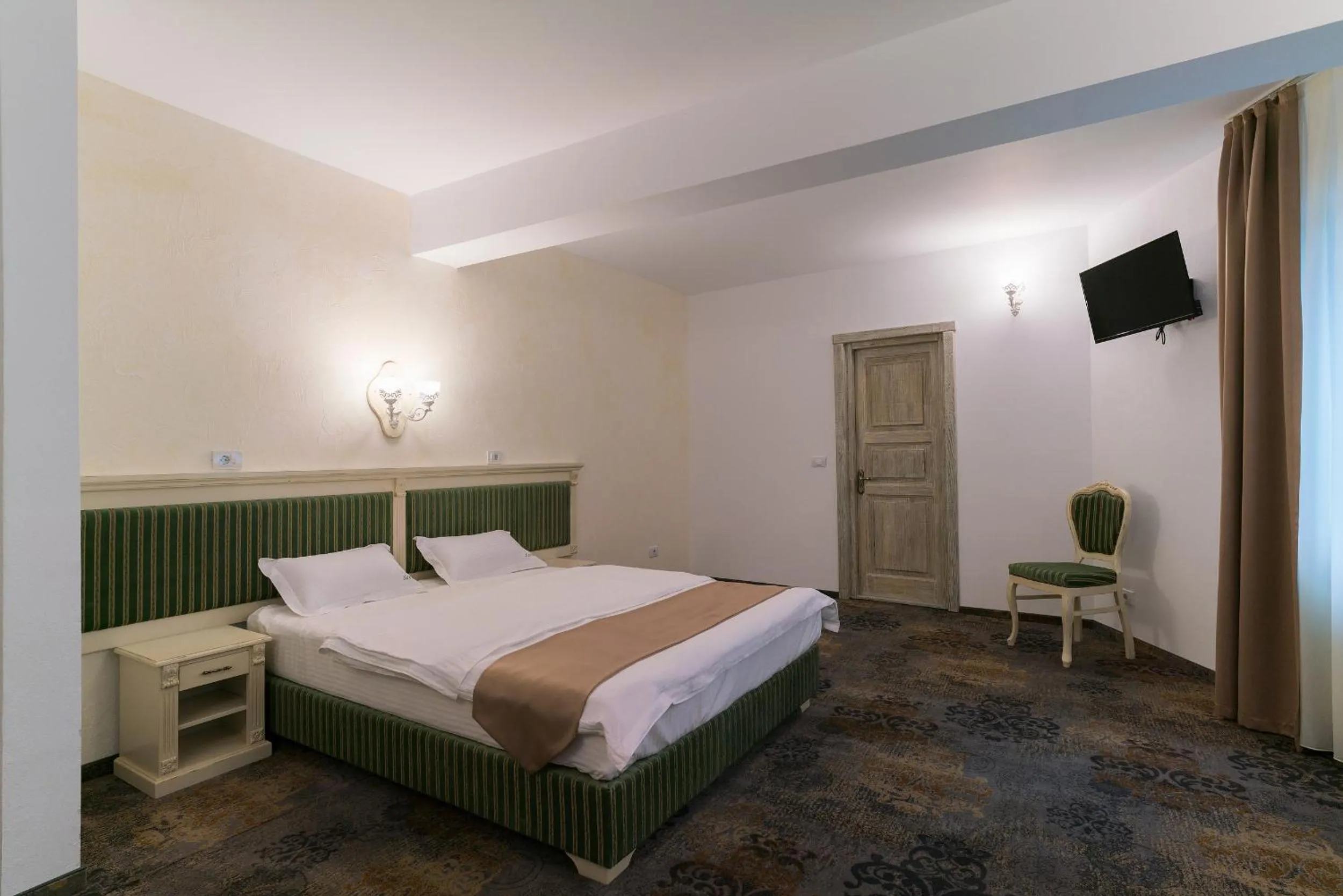 Photo of the whole room, Bed in Vila Seva