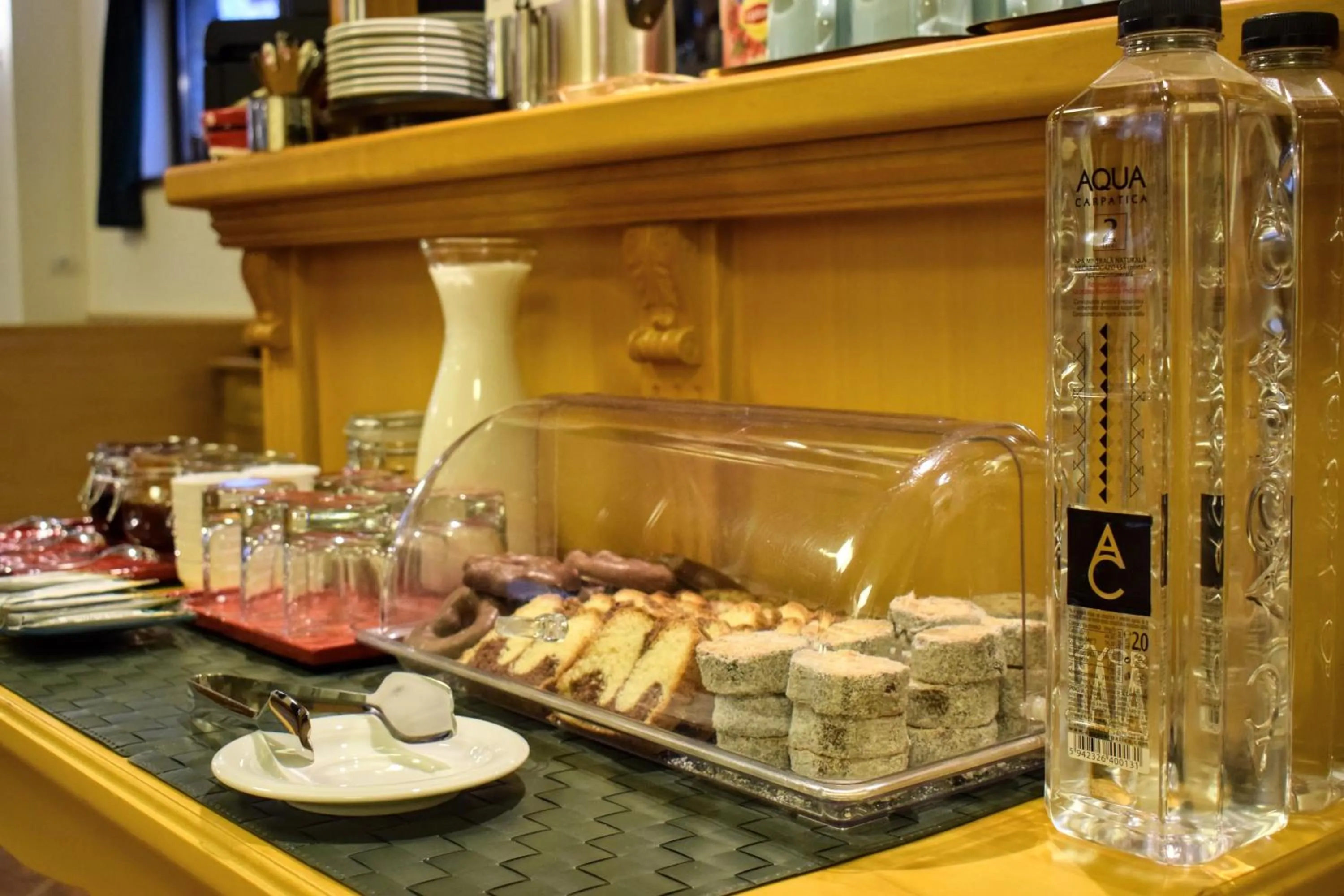 Buffet breakfast in Vila Seva