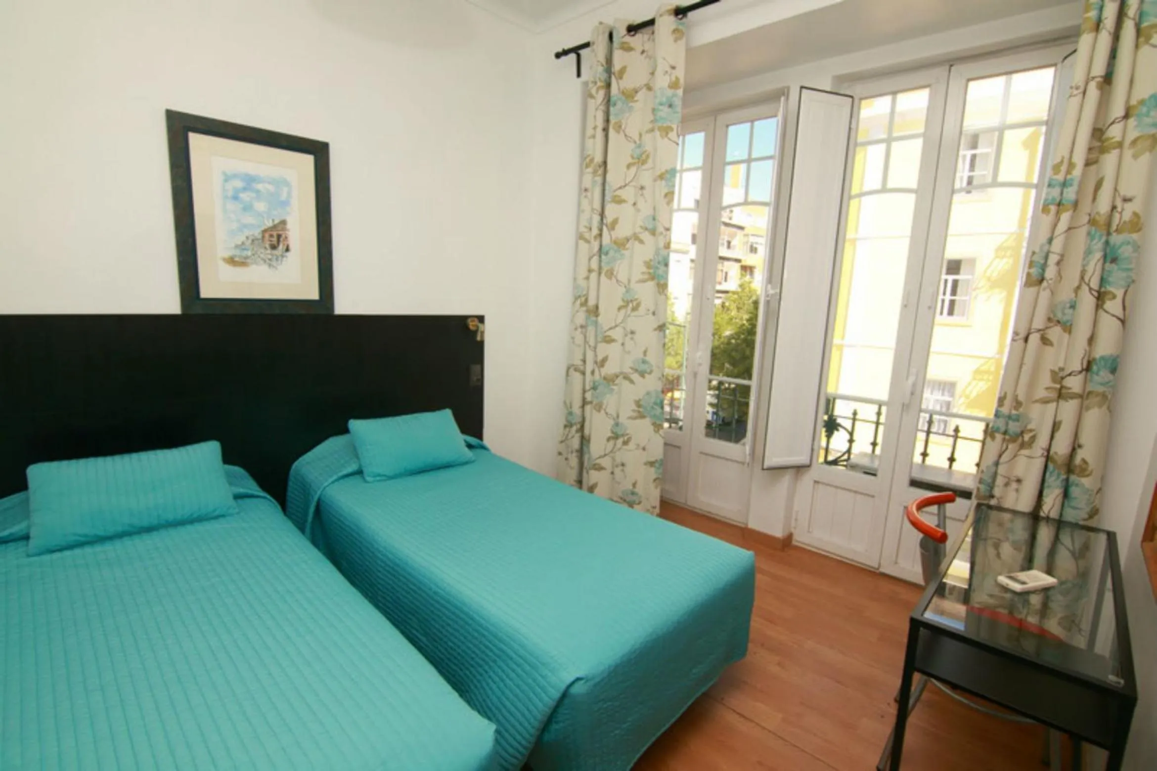 Bedroom, Bed in Residencial Joao XXI