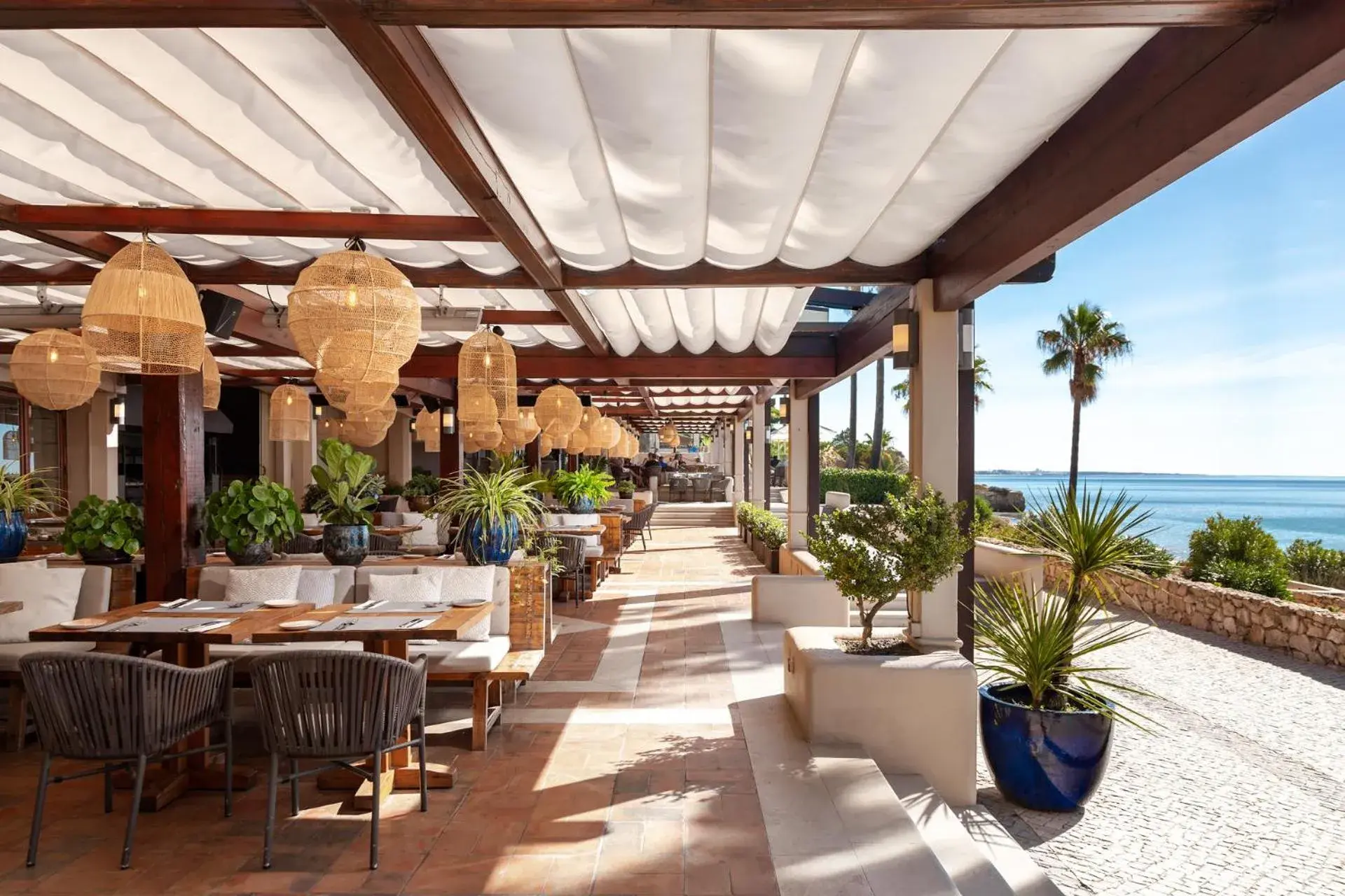 Restaurant/places to eat in Grande Real Santa Eulalia Resort & Hotel Spa Restaurant/places to eat in Grande Real Santa Eulalia Resort & Hotel Spa