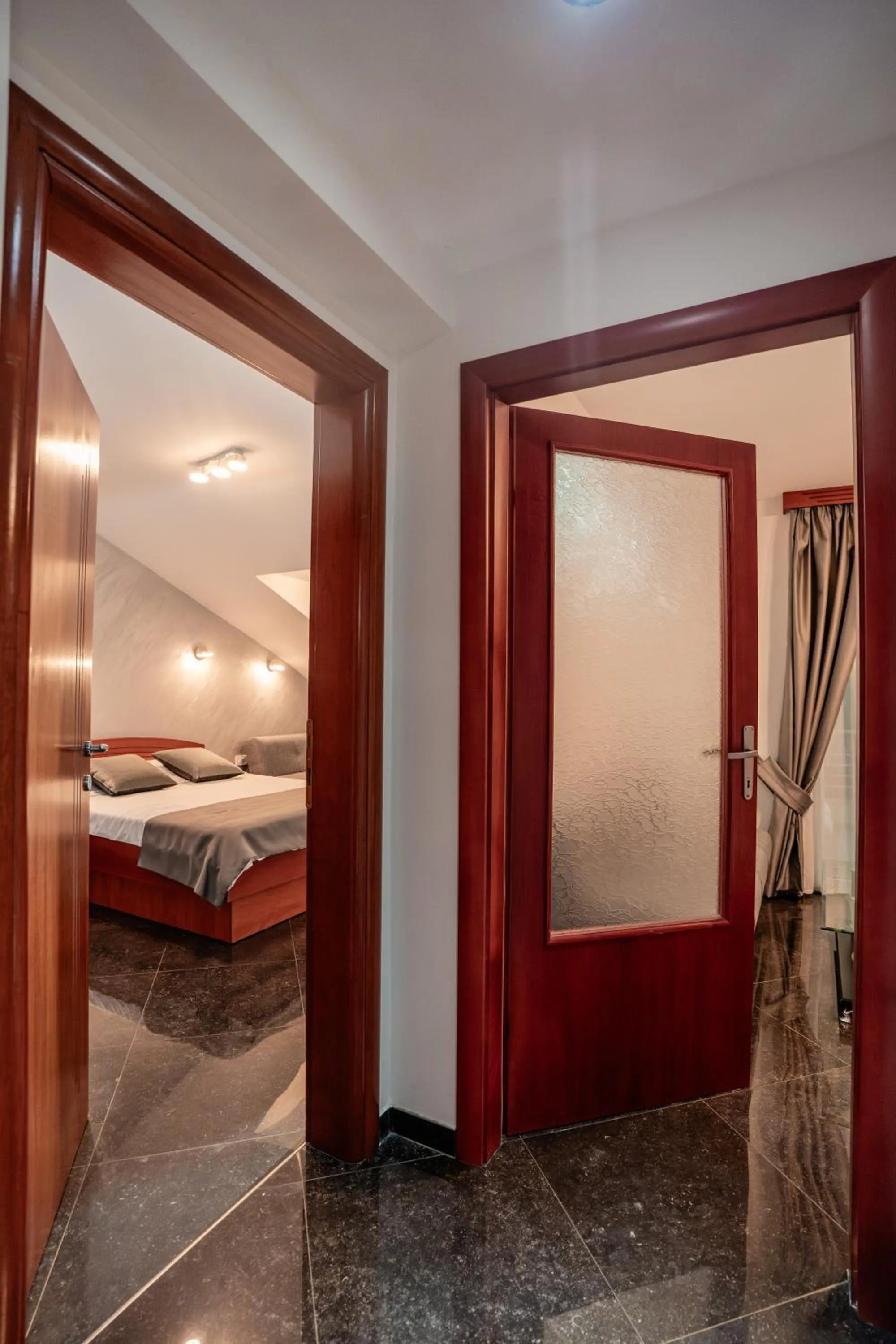 Bed in Villa Maki